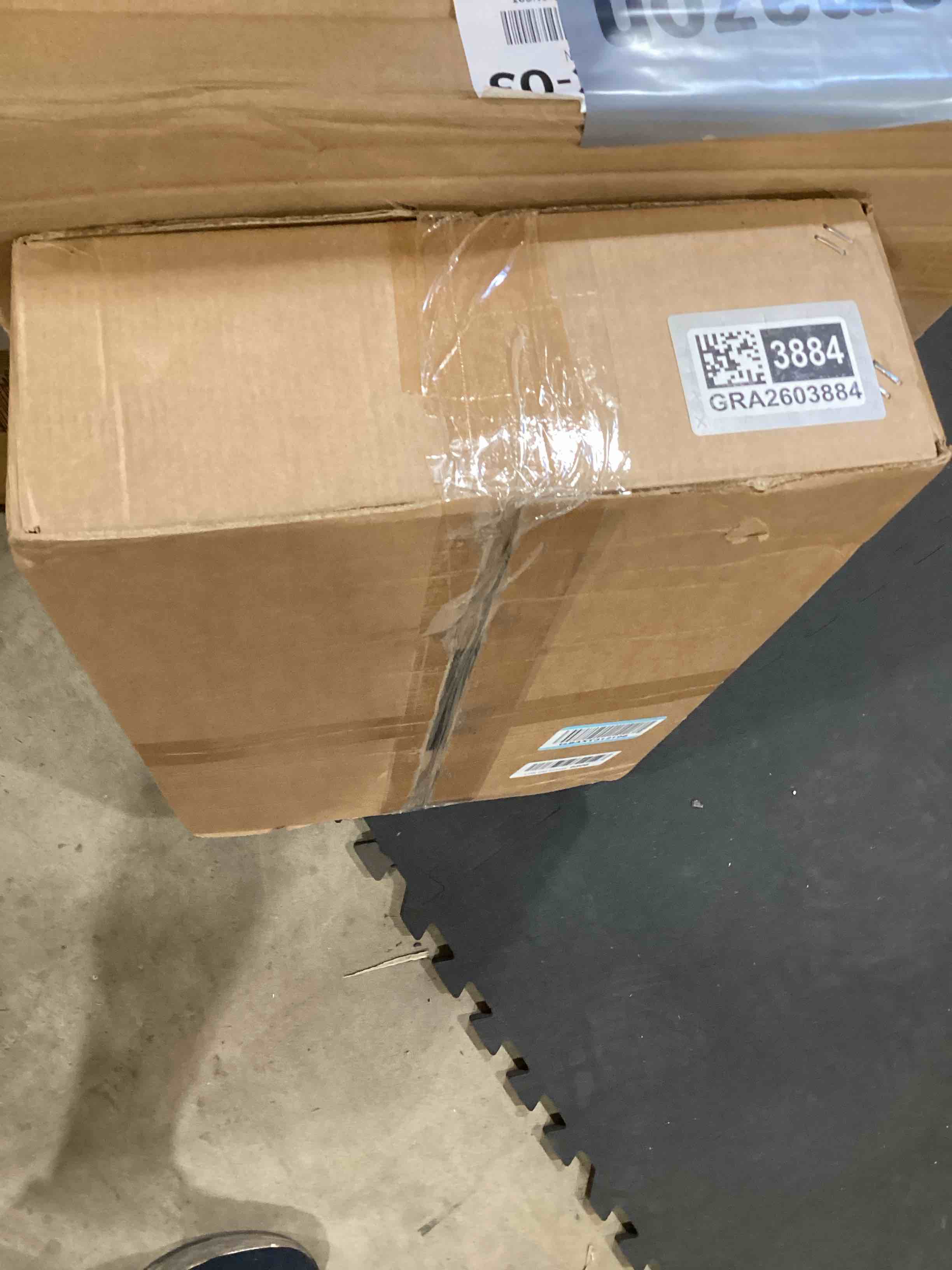 https://s3.amazonaws.com/lotting-images-prod/bidfta/GRA2603884_1755530320379.jpeg