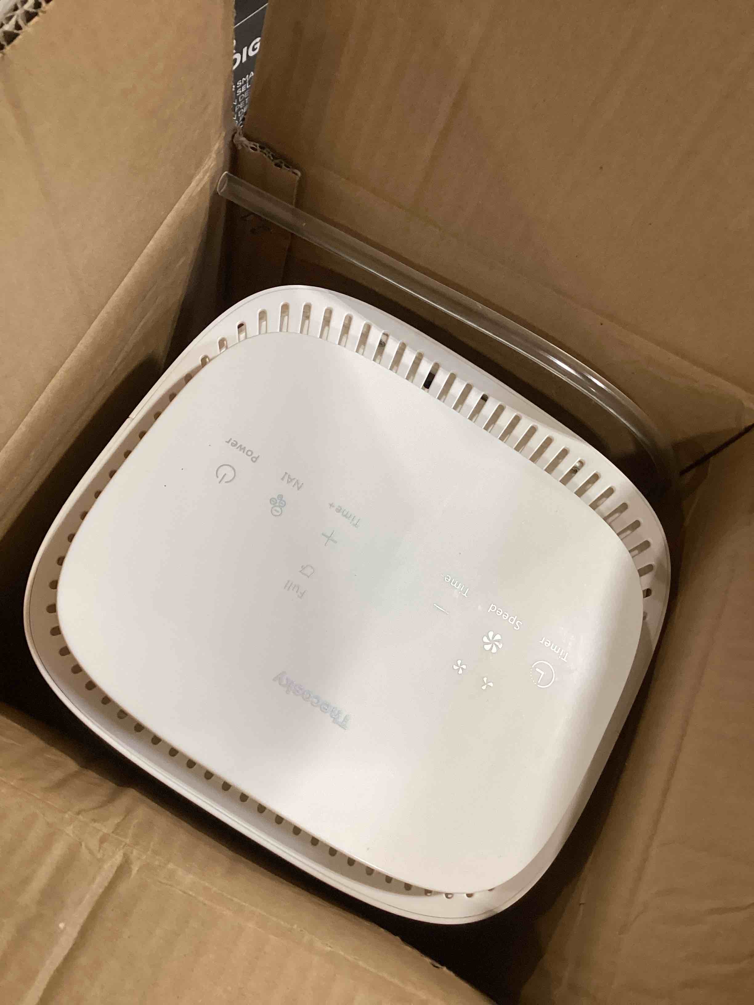 https://s3.amazonaws.com/lotting-images-prod/bidfta/GRA2604176_1755622387887.jpeg