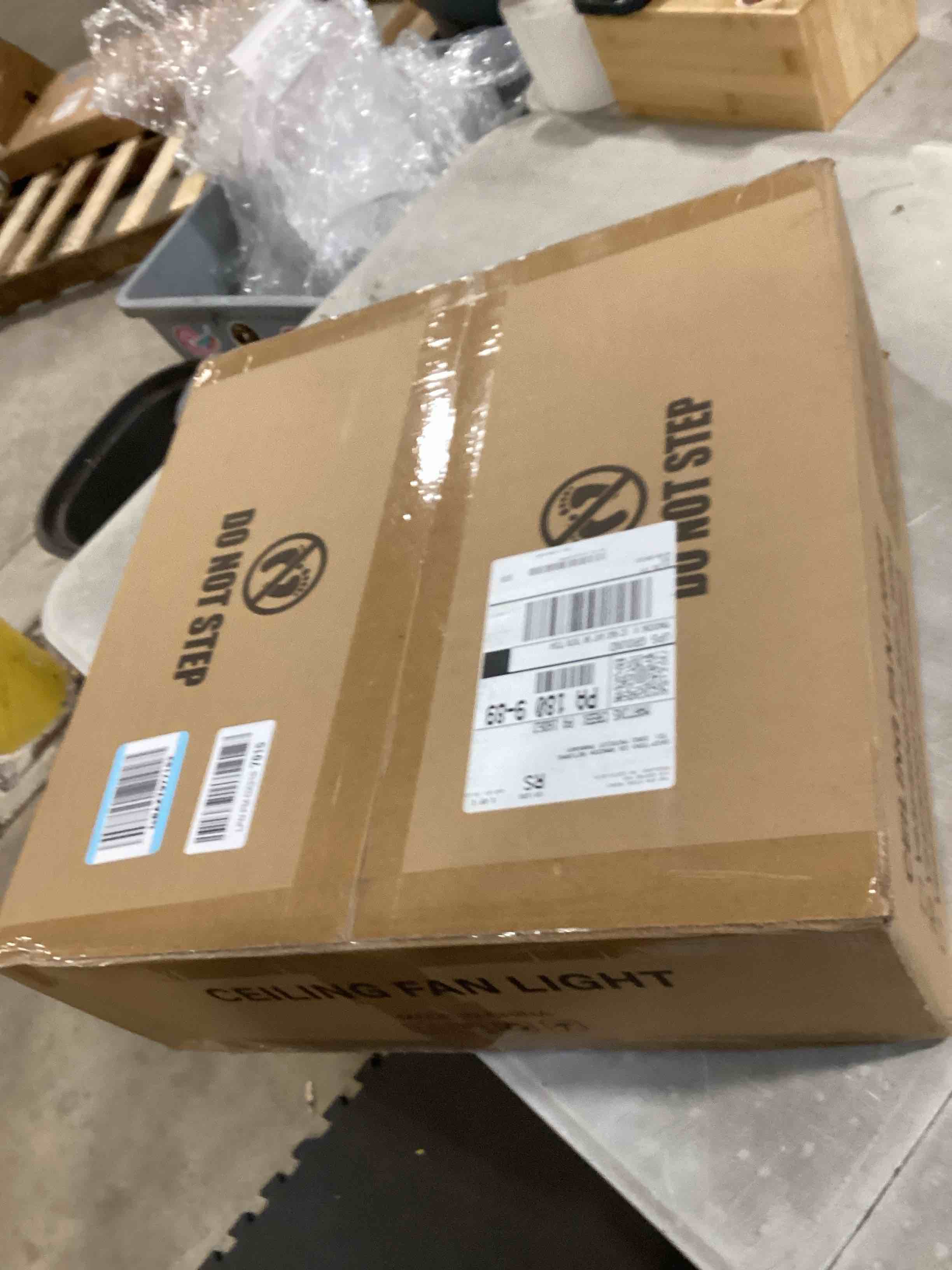 https://s3.amazonaws.com/lotting-images-prod/bidfta/GRA2604215_1755624663778.jpeg