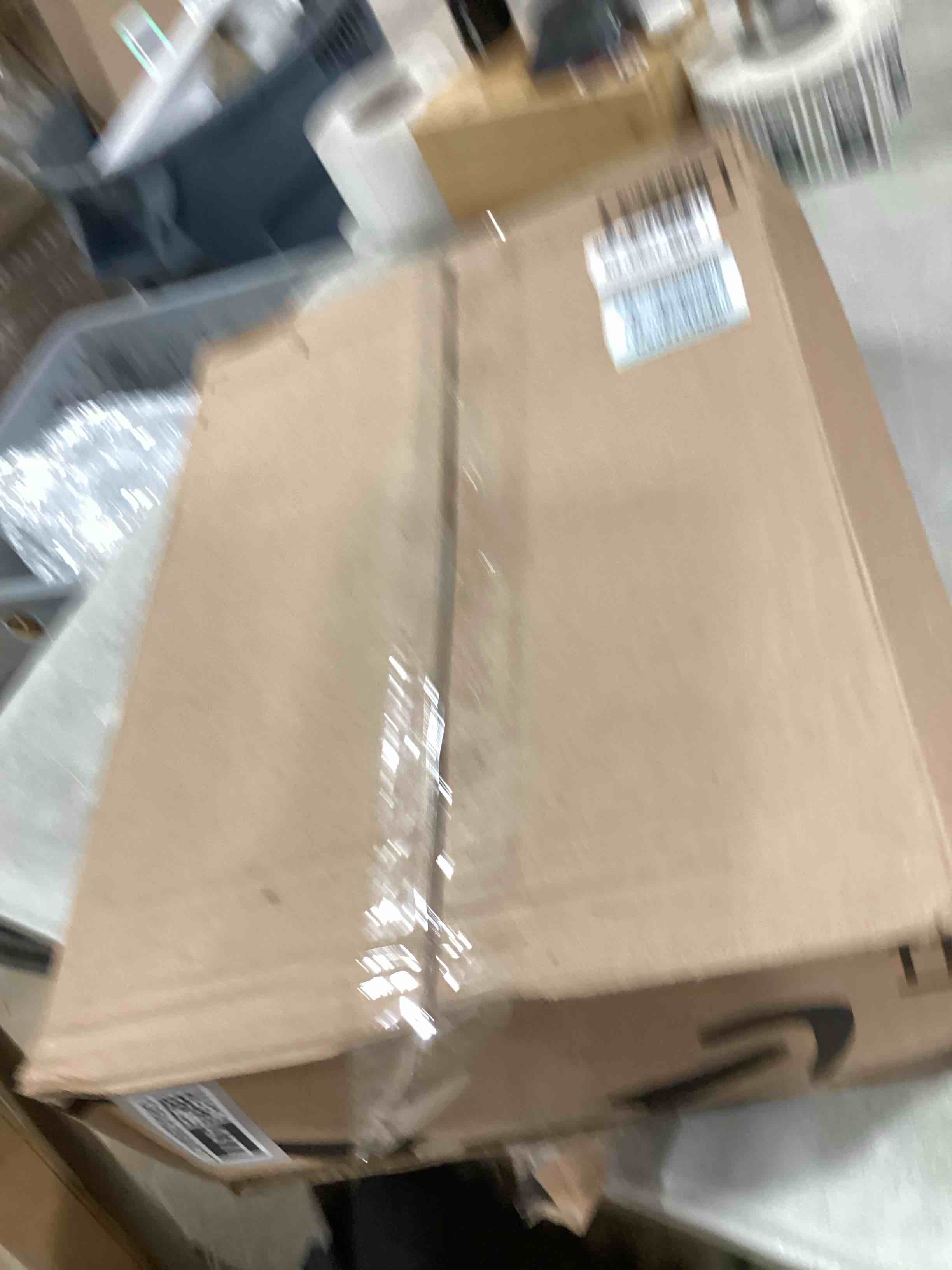 https://s3.amazonaws.com/lotting-images-prod/bidfta/GRA2604379_1755694782461.jpeg