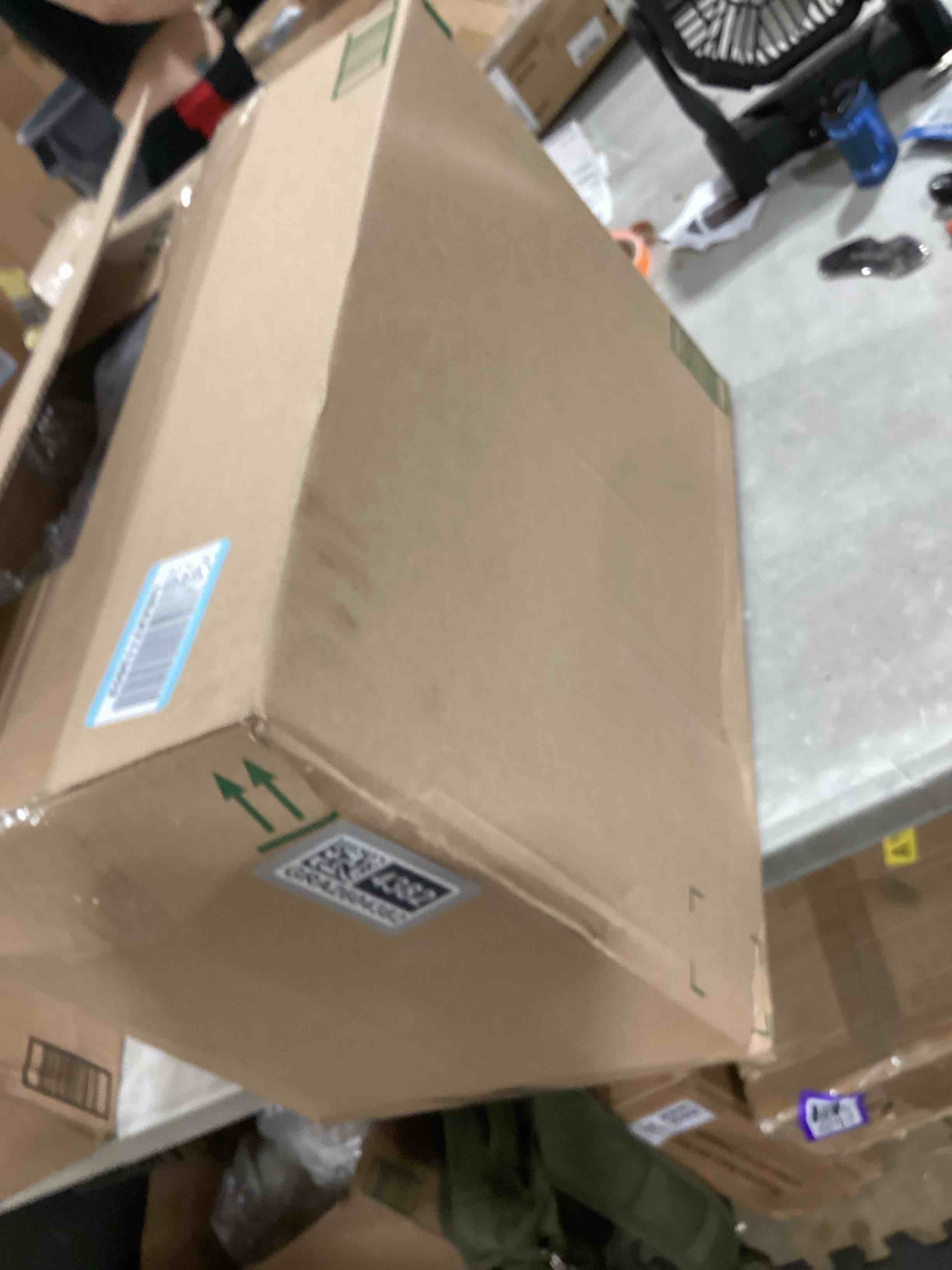 https://s3.amazonaws.com/lotting-images-prod/bidfta/GRA2604382_1755696128922.jpeg