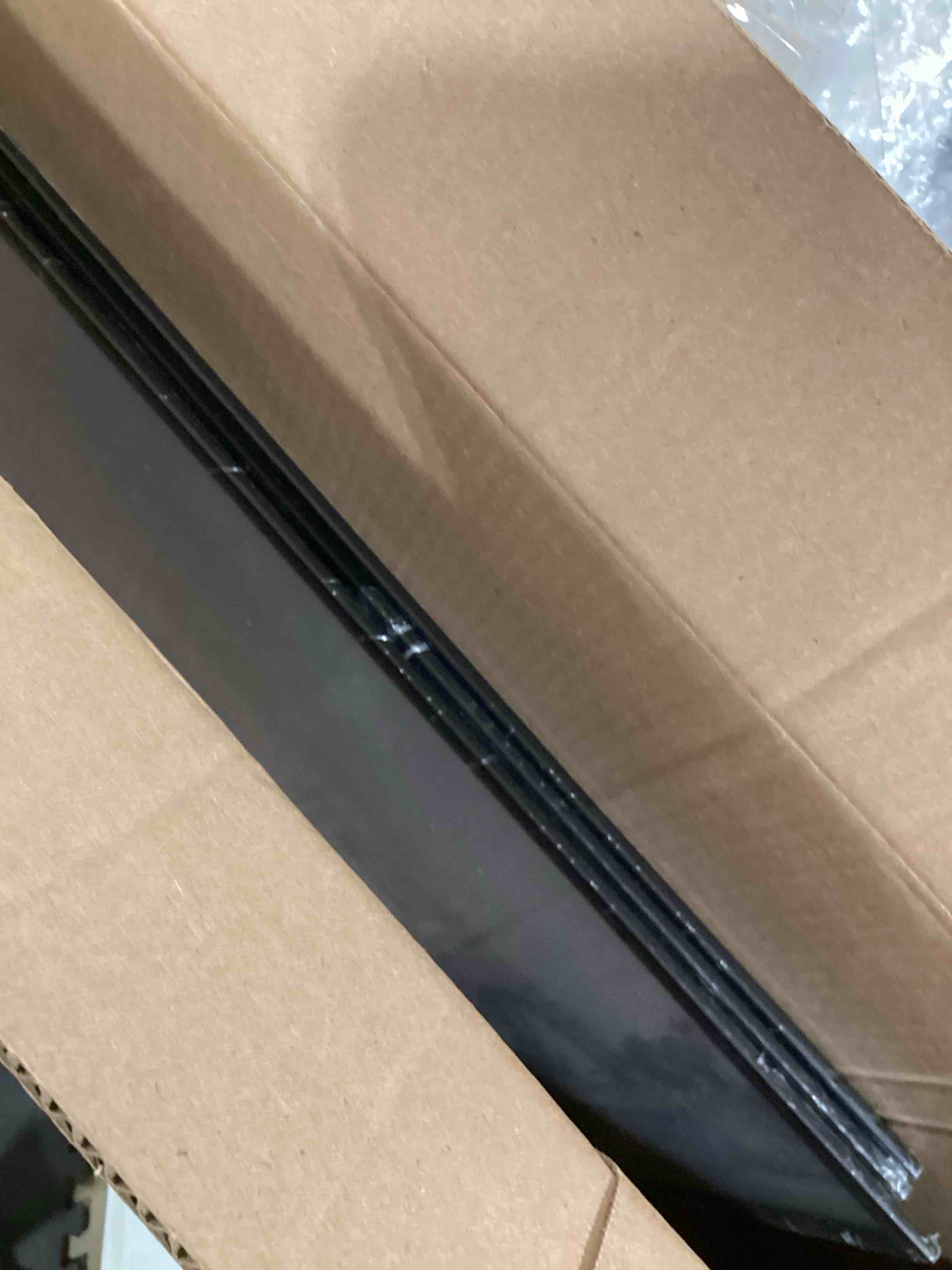https://s3.amazonaws.com/lotting-images-prod/bidfta/GRA2604512_1755711611424.jpeg