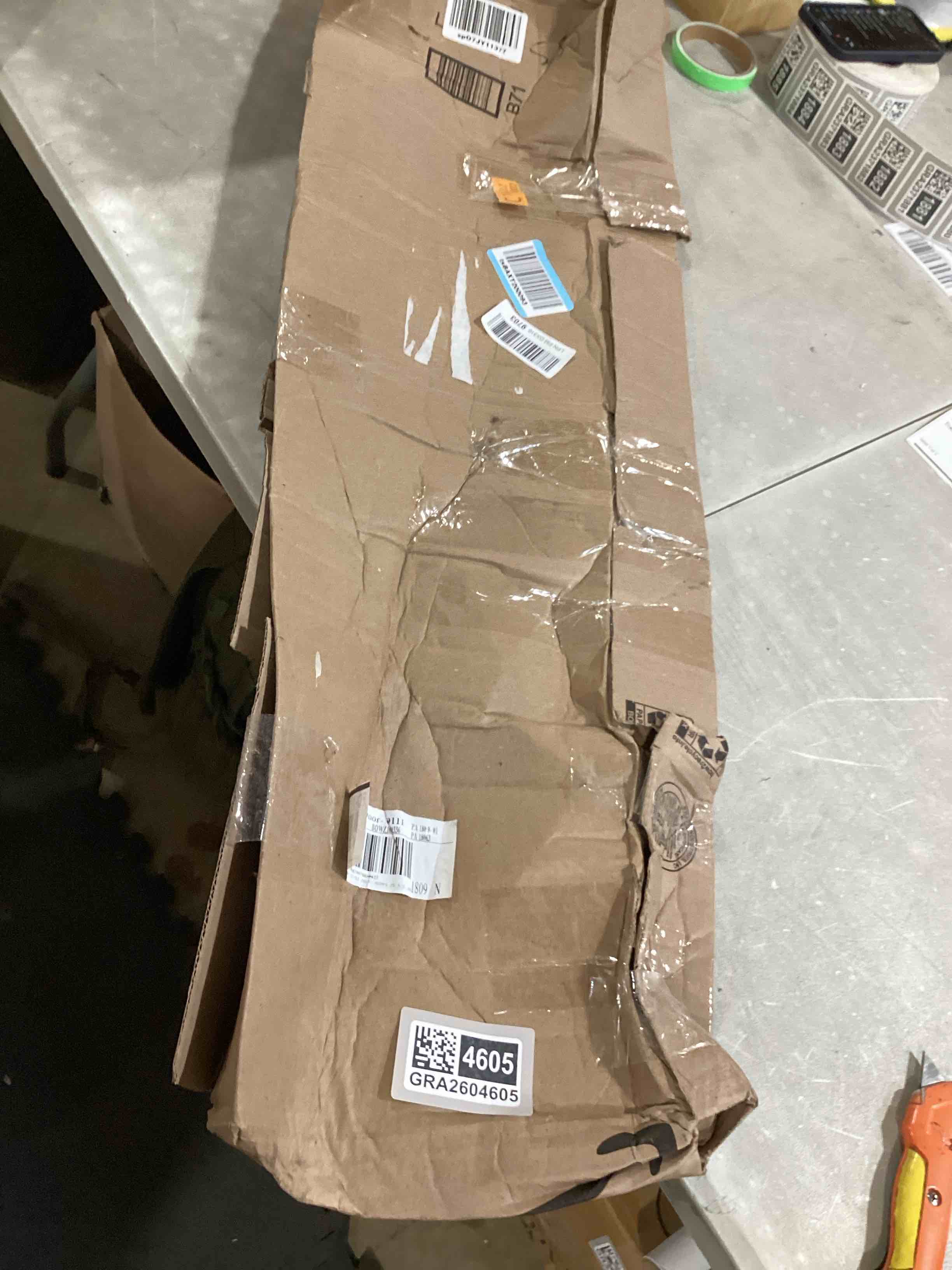 https://s3.amazonaws.com/lotting-images-prod/bidfta/GRA2604605_1755719799610.jpeg