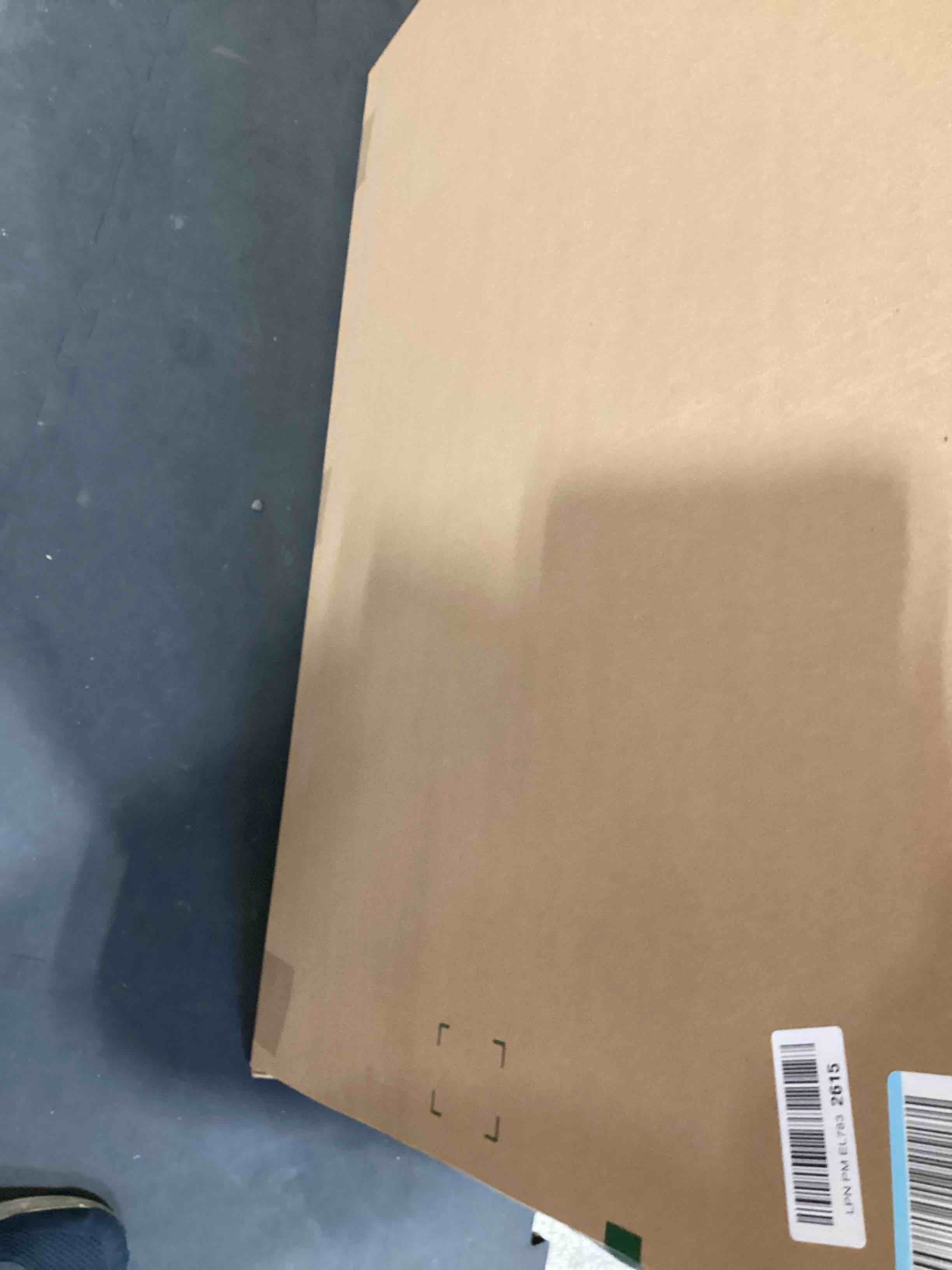 https://s3.amazonaws.com/lotting-images-prod/bidfta/GRA2604810_1755869595680.jpeg
