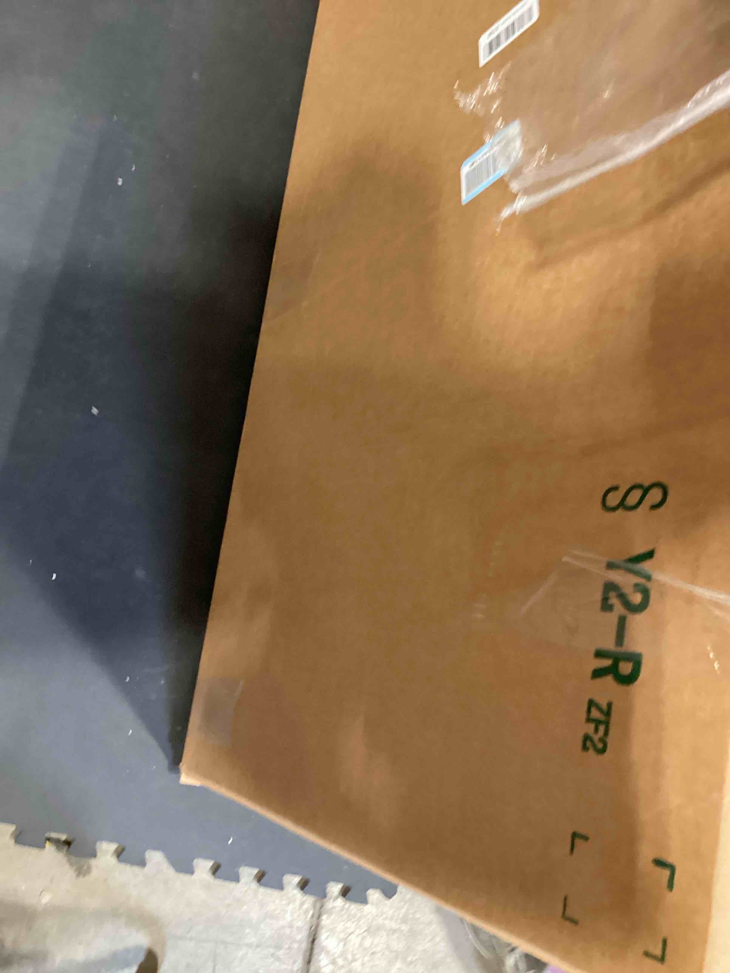 https://s3.amazonaws.com/lotting-images-prod/bidfta/GRA2604821_1755872355027.jpeg