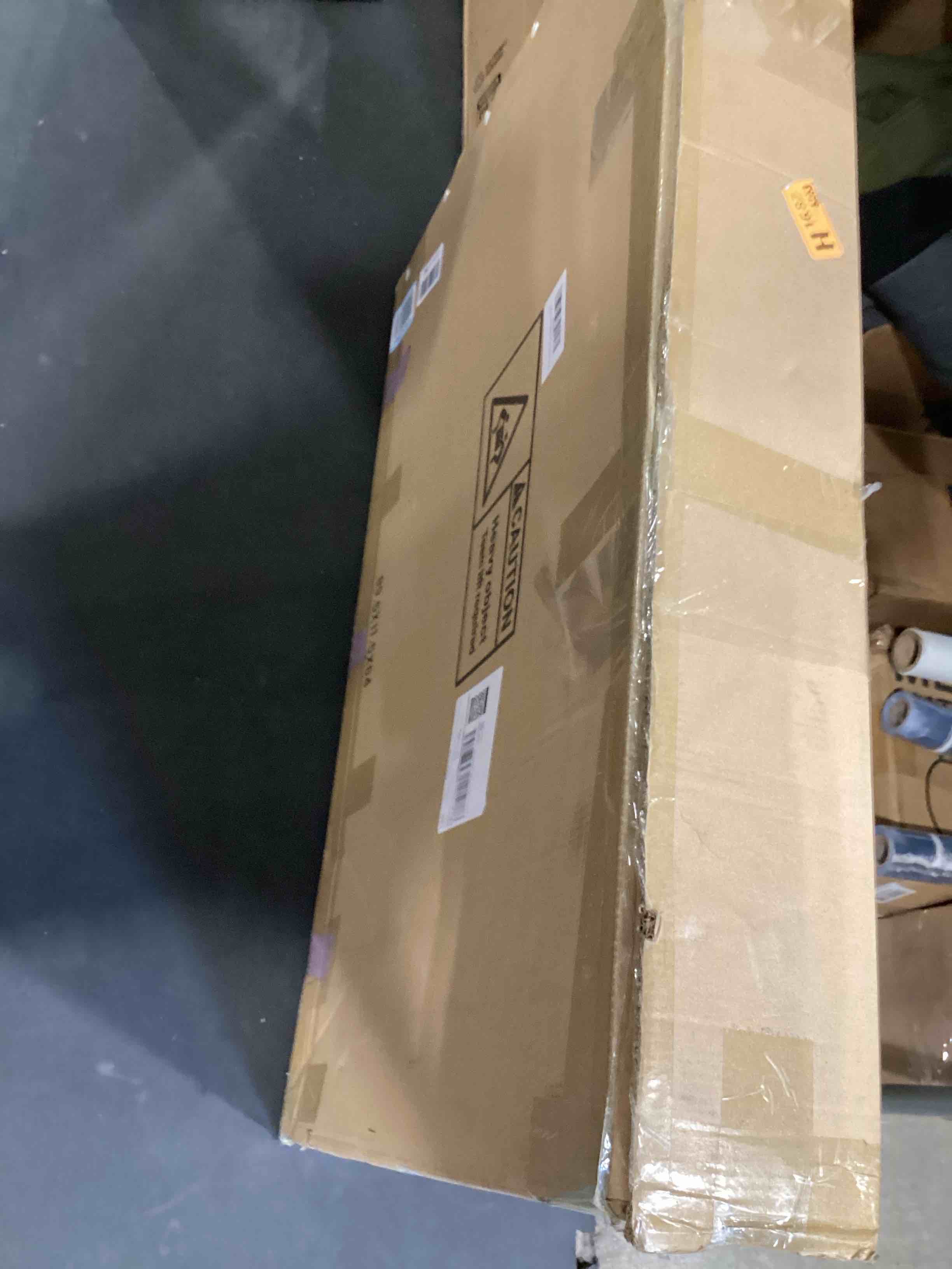 https://s3.amazonaws.com/lotting-images-prod/bidfta/GRA2604861_1755883060946.jpeg