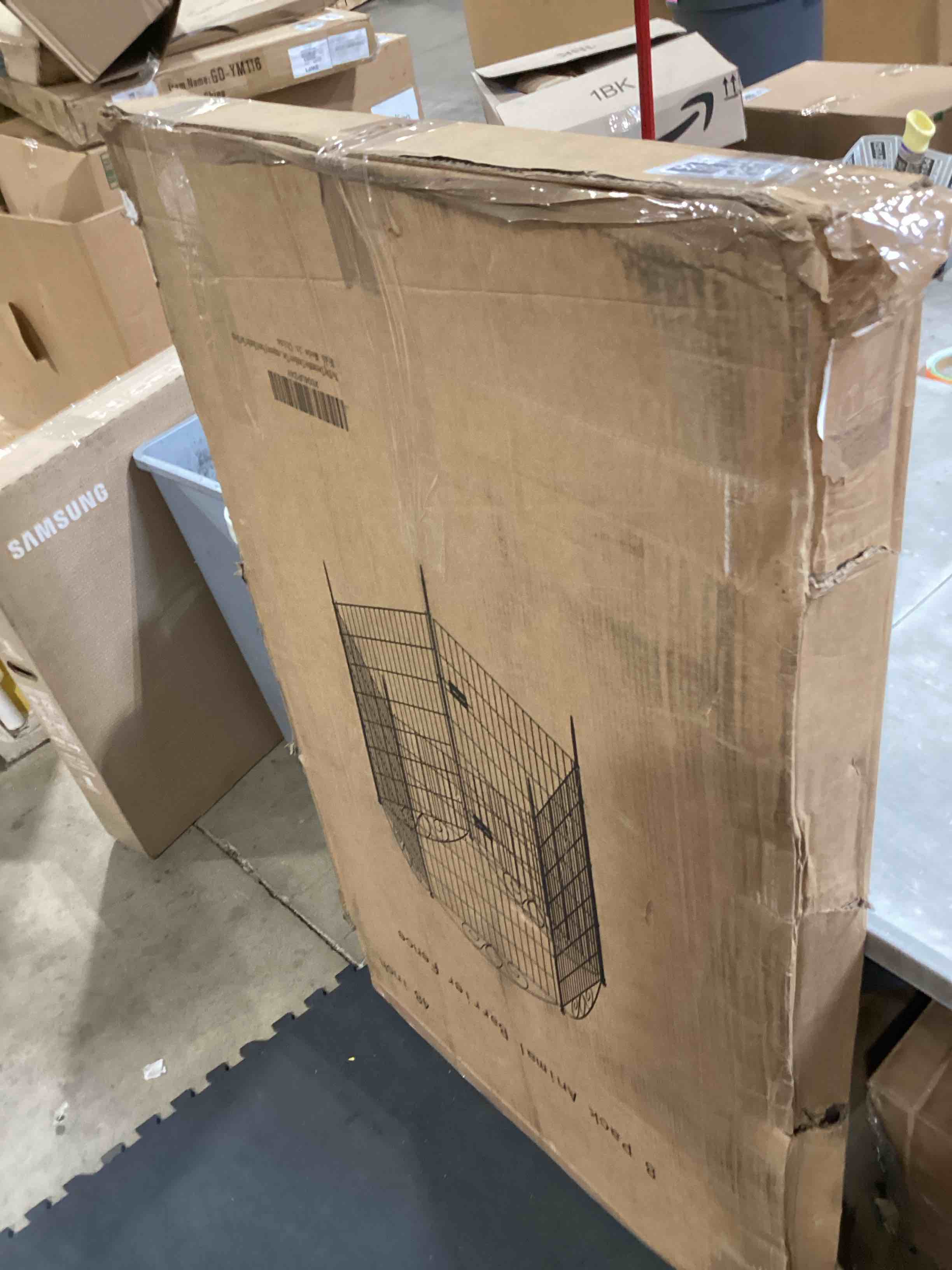 https://s3.amazonaws.com/lotting-images-prod/bidfta/GRA2604885_1755888610921.jpeg