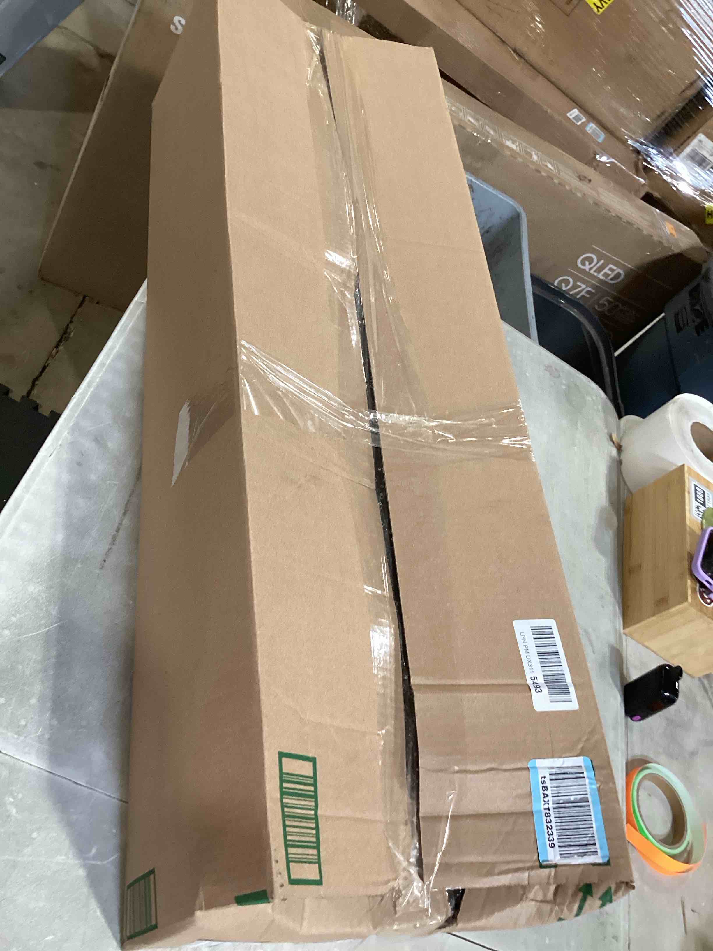 https://s3.amazonaws.com/lotting-images-prod/bidfta/GRA2604906_1755892352135.jpeg
