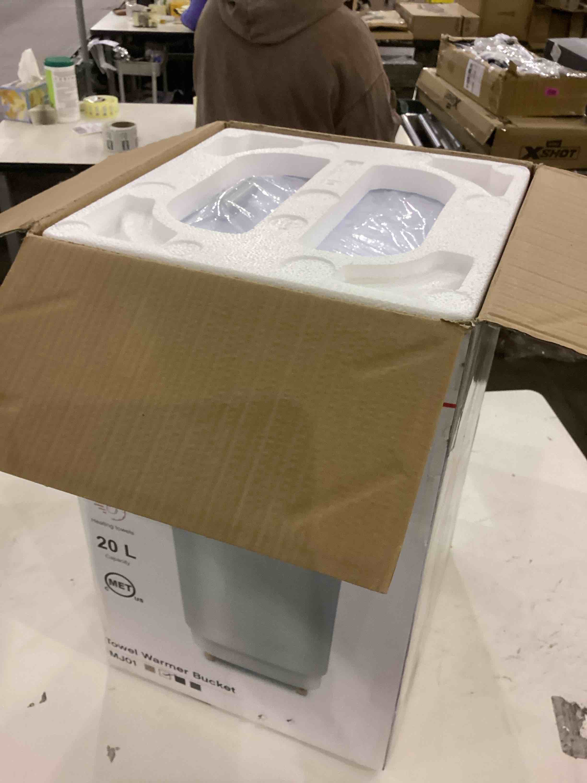 Condition photo showing New/Like New for Large Towel Warmers for Bathroom,Luxury Portable Bucket Towel Warmer Fits Up to Two 70"X80" Oversized Towels with Timing Auto Shut Off, White