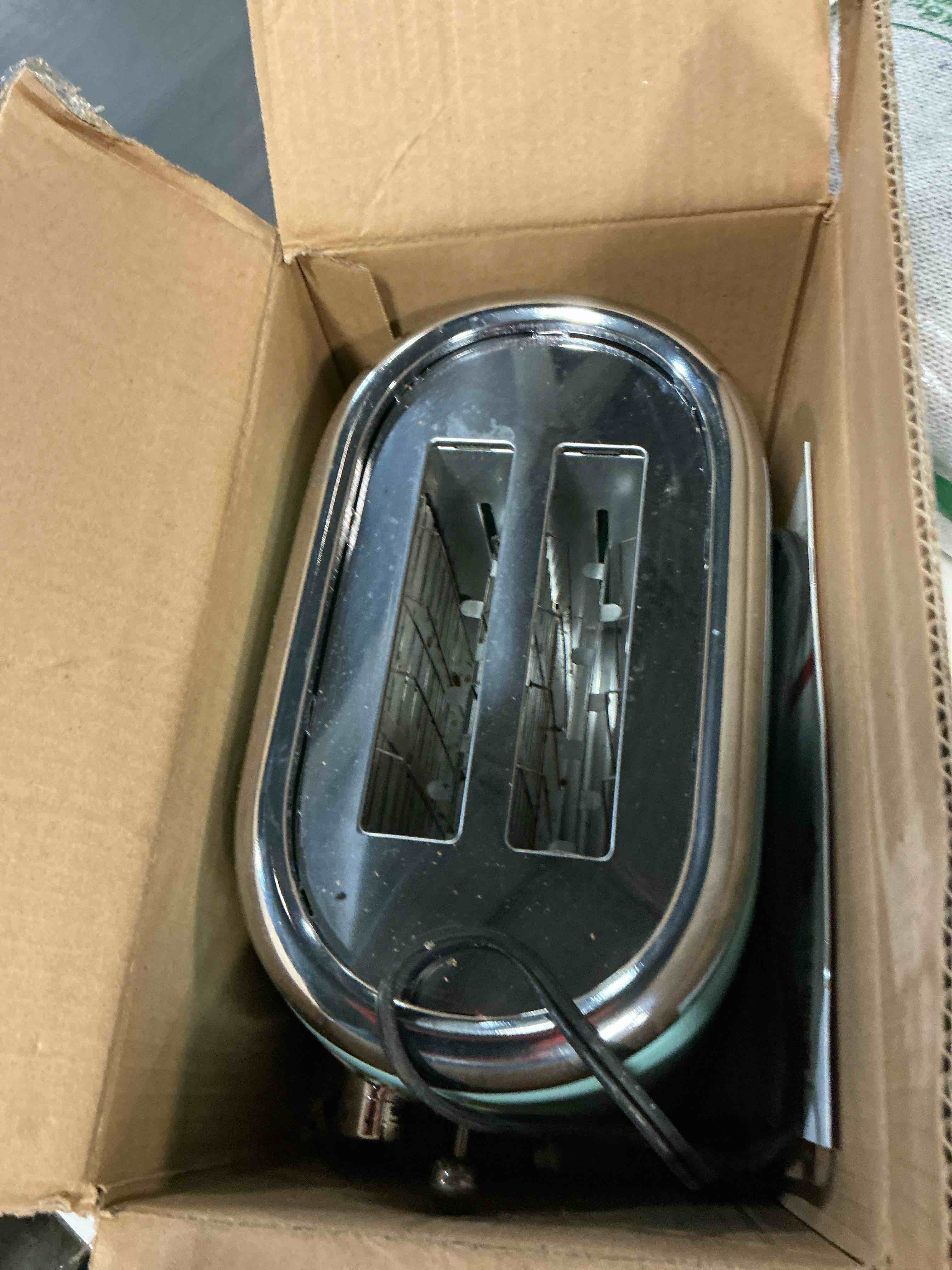 Condition photo showing As Is for MUELLER HOME Retro Toaster 2 Slice, 7 Browning Levels, 3 Functions (Reheat, Defrost, Cancel), Stainless Steel Features, Removable Crumb Tray, Under Base Cord Storage, Black
