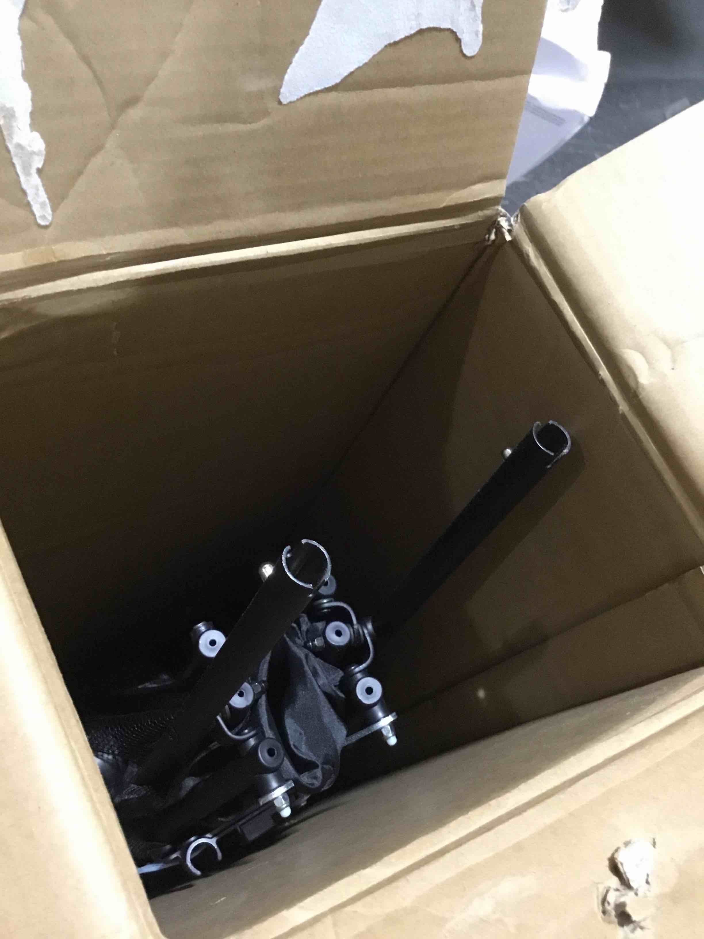 https://s3.amazonaws.com/lotting-images-prod/bidfta/GRA3241521_1759863020111.jpeg