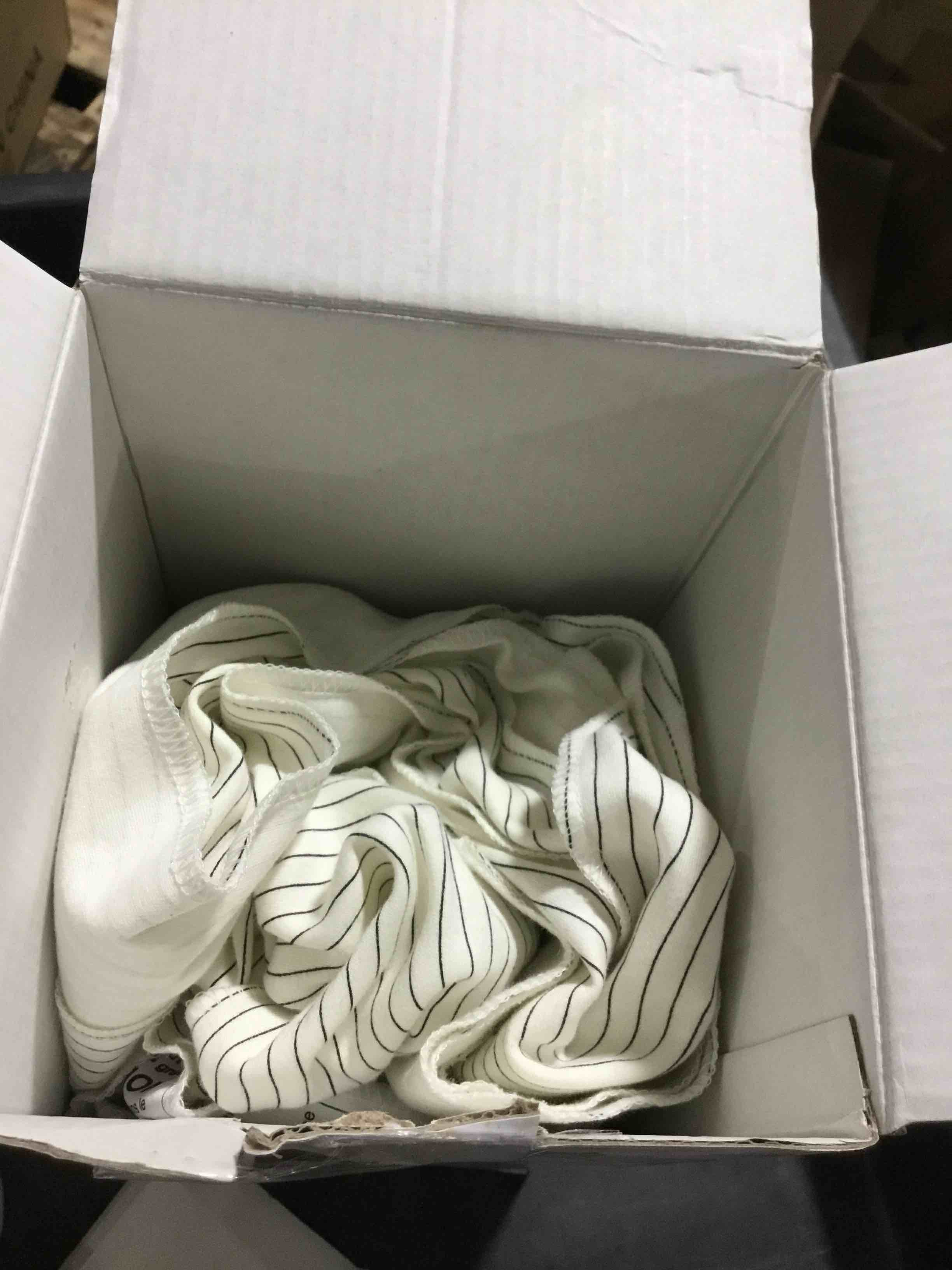 https://s3.amazonaws.com/lotting-images-prod/bidfta/GRA3241531_1759864465092.jpeg
