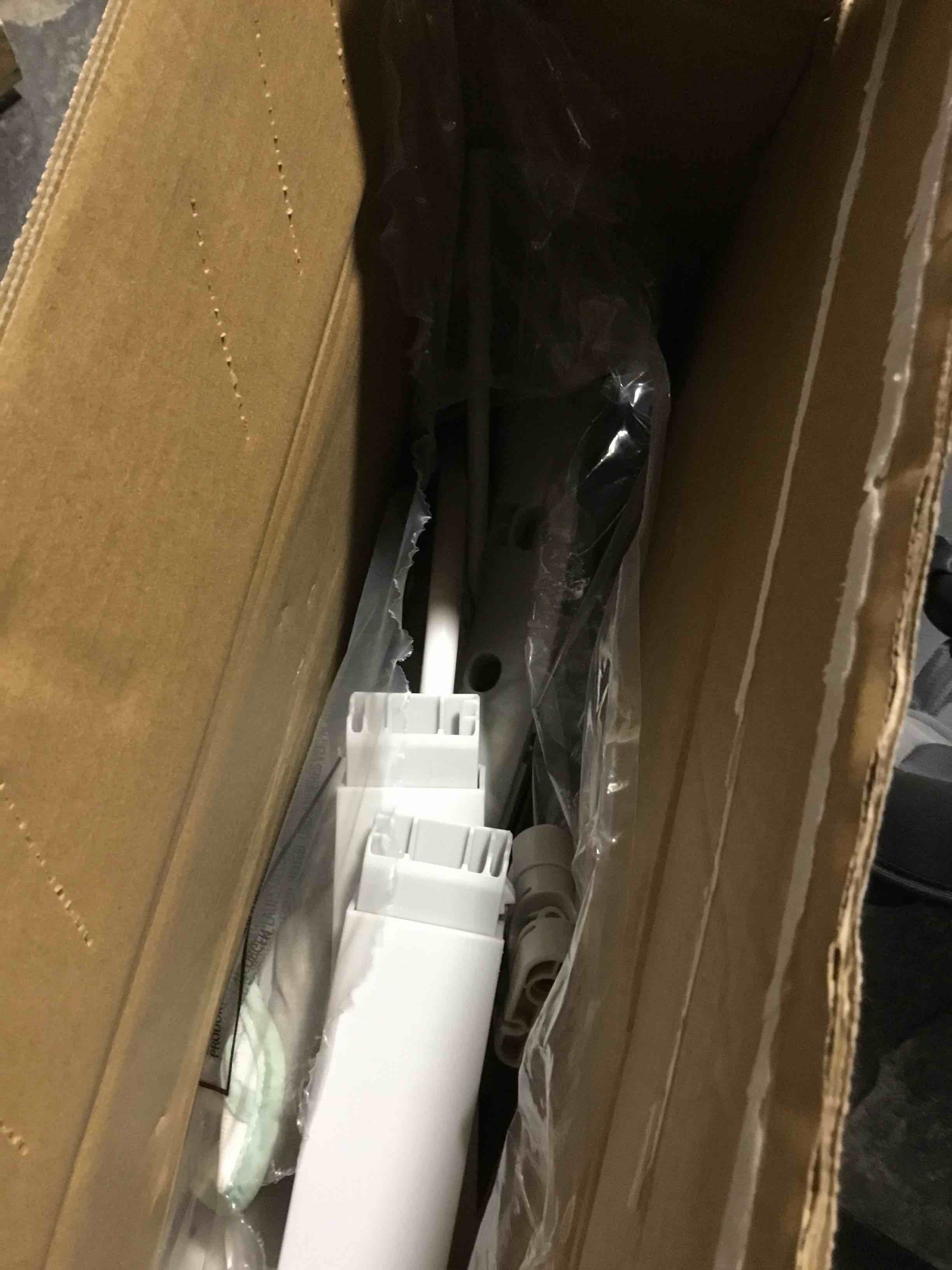 https://s3.amazonaws.com/lotting-images-prod/bidfta/GRA3241623_1759936090057.jpeg