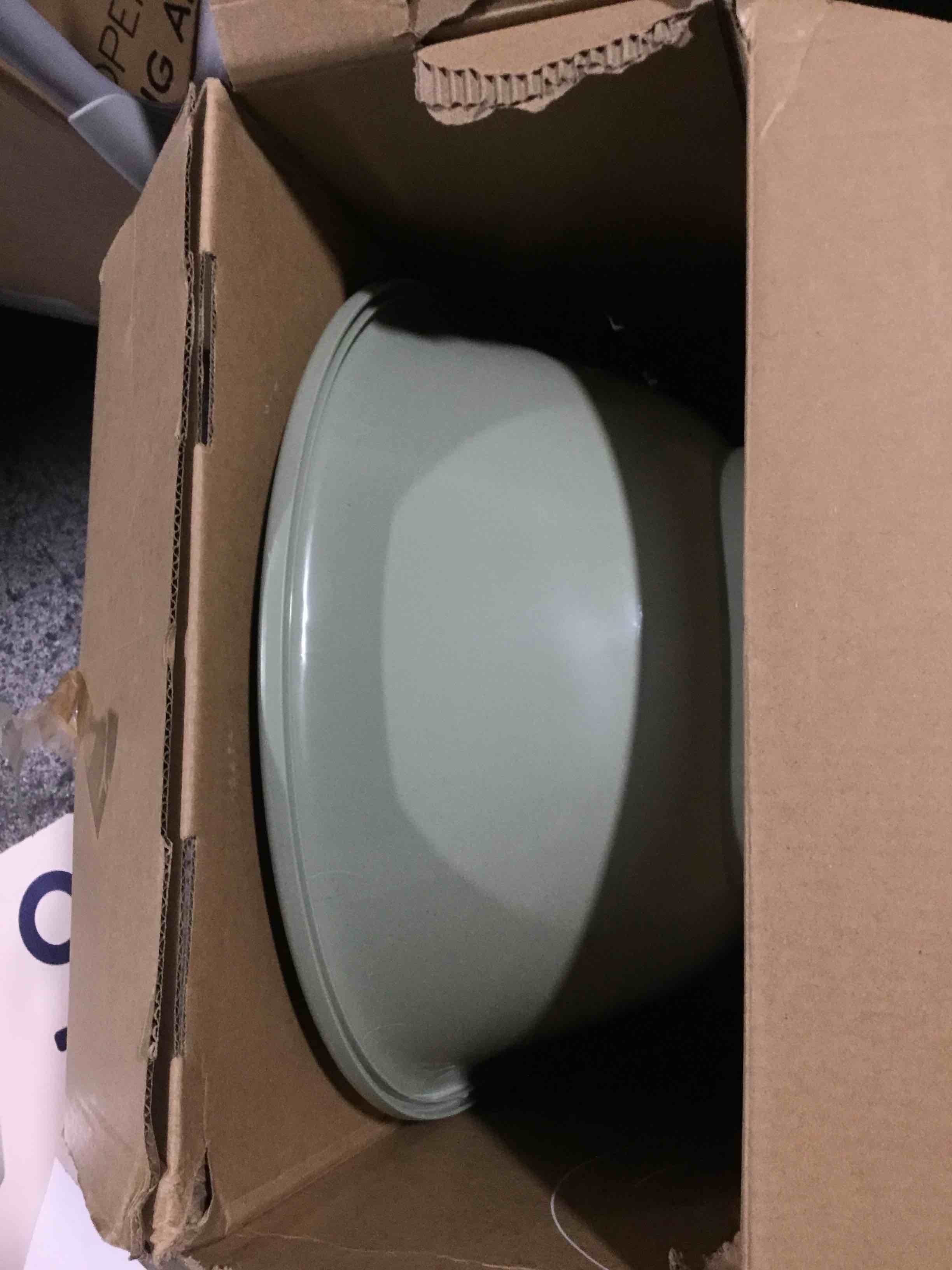 https://s3.amazonaws.com/lotting-images-prod/bidfta/GRA3241754_1760024561403.jpeg