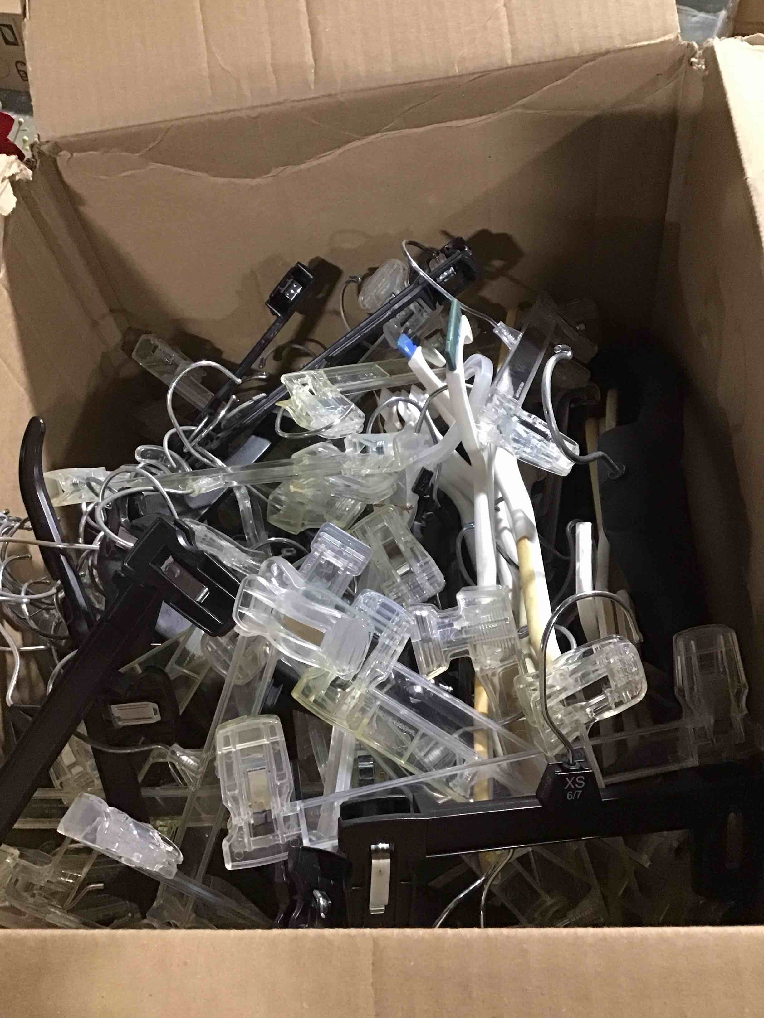 hangers for small size  clothes  different color 