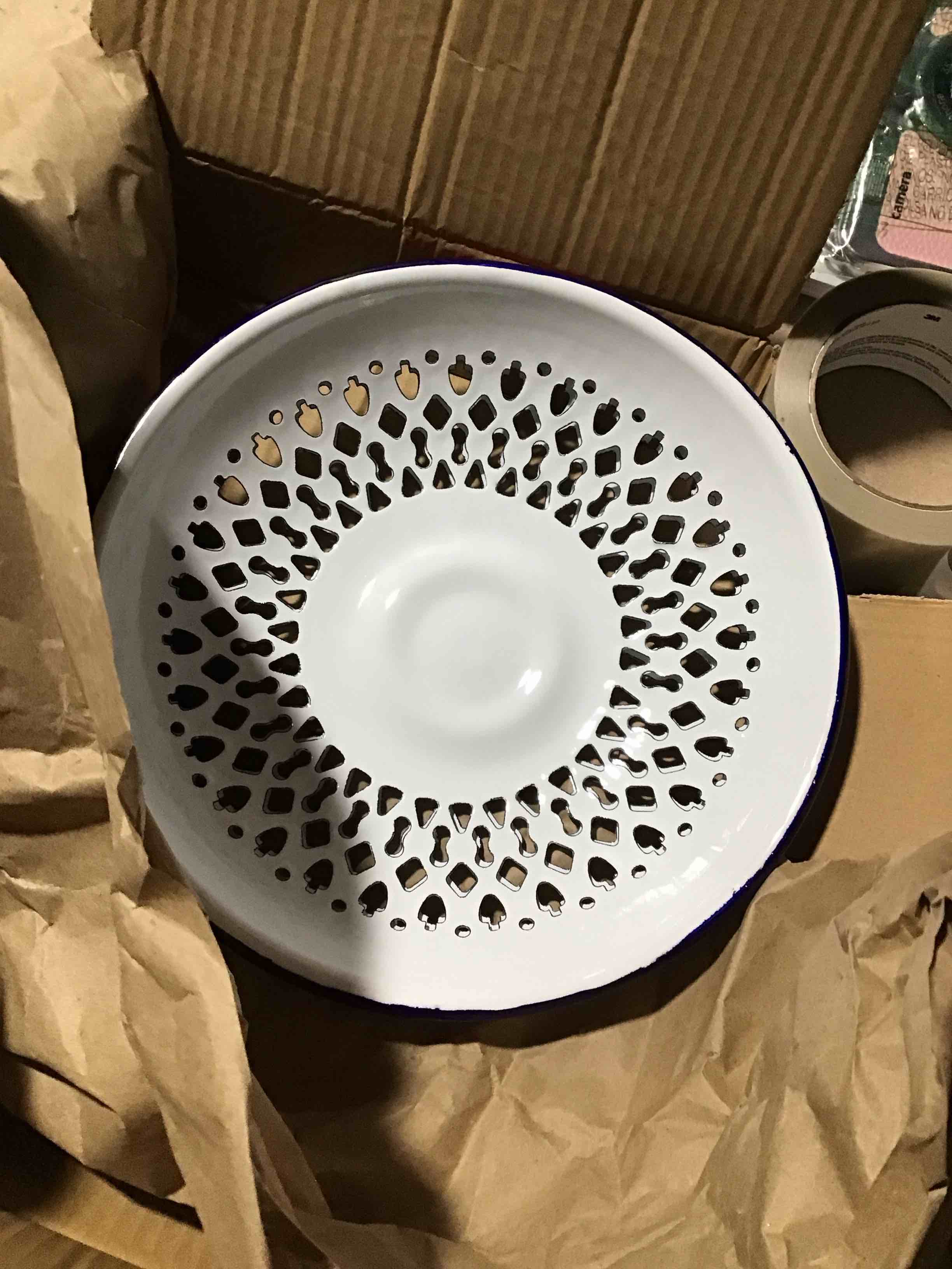 Condition photo showing Good Condition for Plasticade 1225W SimpoSign II Outdoor Plastic Sign Frame with Handle, White