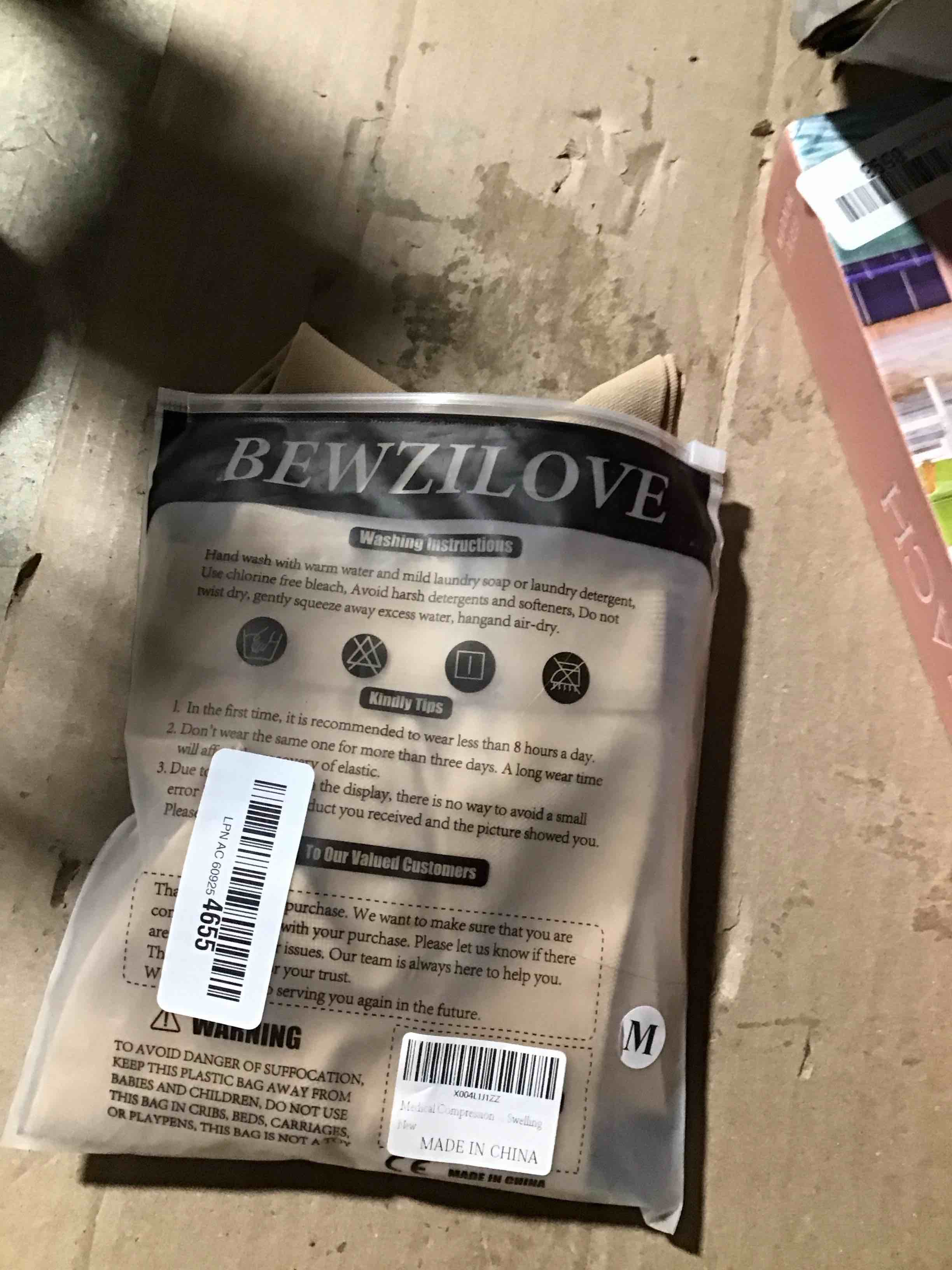 Condition photo showing Good Condition for Medical Compression Pantyhose for Women & Men, 20-30mmHg Graduated Support Compression Tights Footless Medical Compression Stockings & Leggings for Edema, Varicose Veins, Swelling(Beige,M)