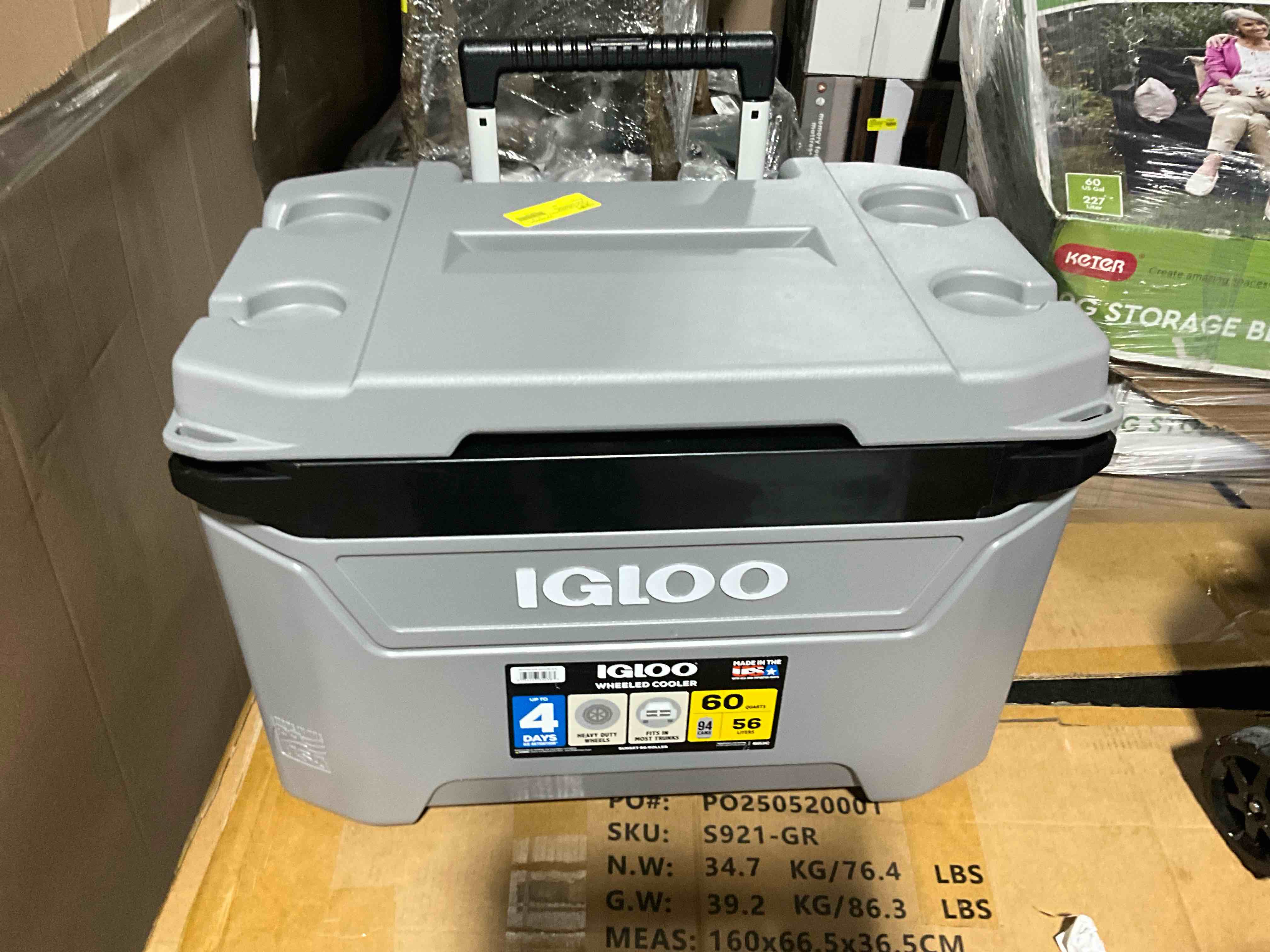 igloo wheeled cooler 60qt black and grey