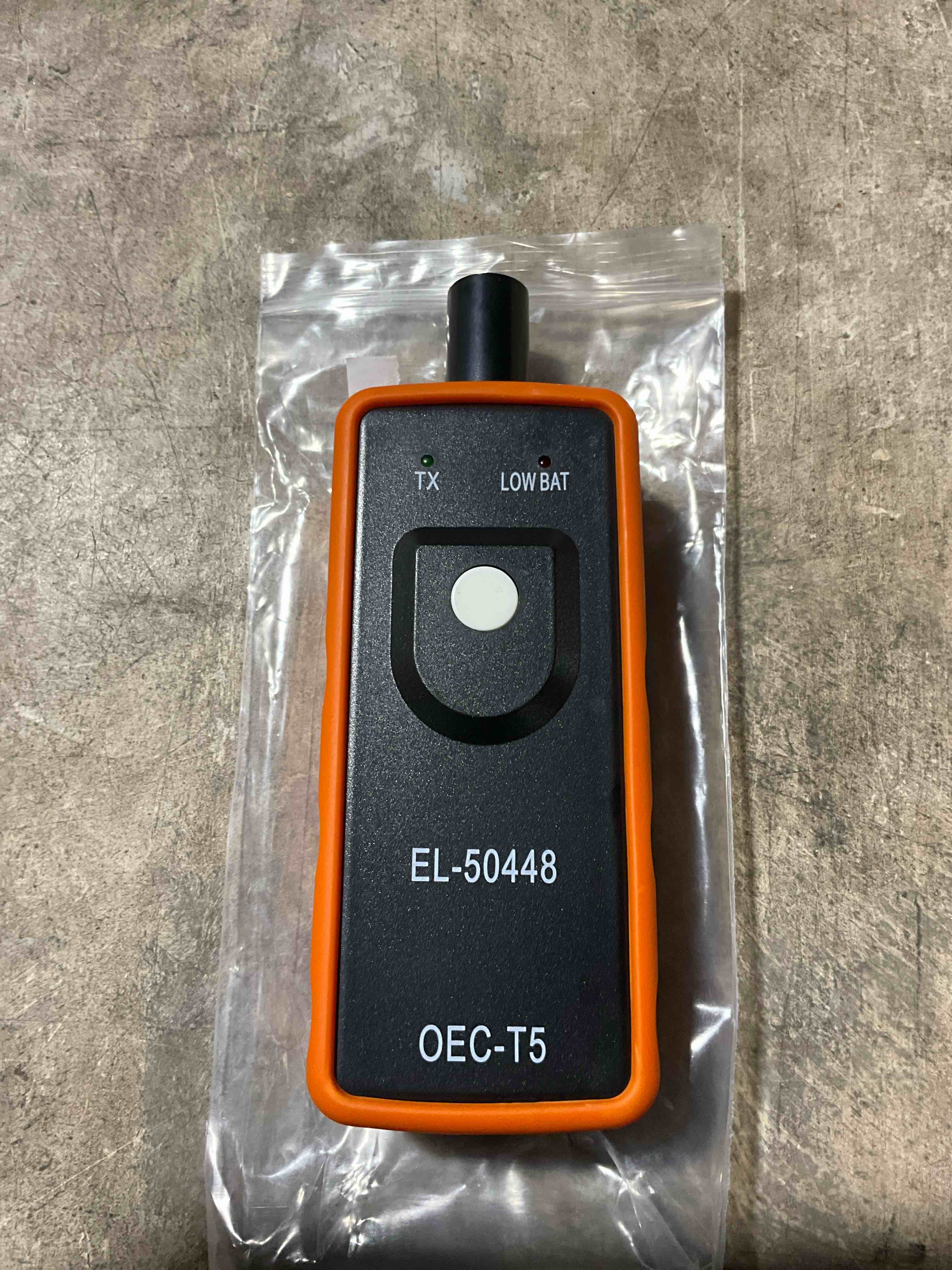https://s3.amazonaws.com/lotting-images-prod/bidfta/GRA3271772_1759926159029.jpeg