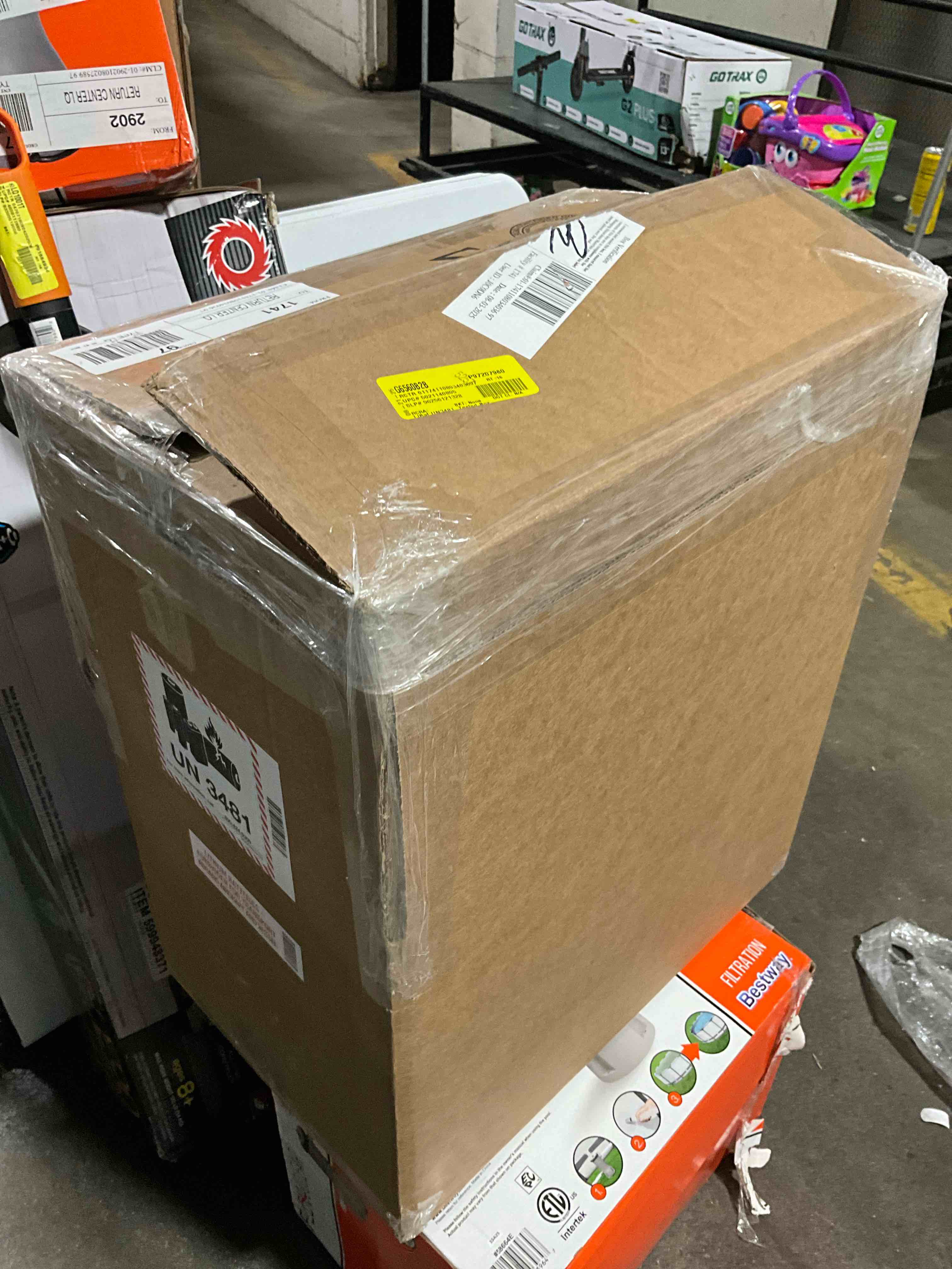 https://s3.amazonaws.com/lotting-images-prod/bidfta/GRA3271782_1759926959232.jpeg
