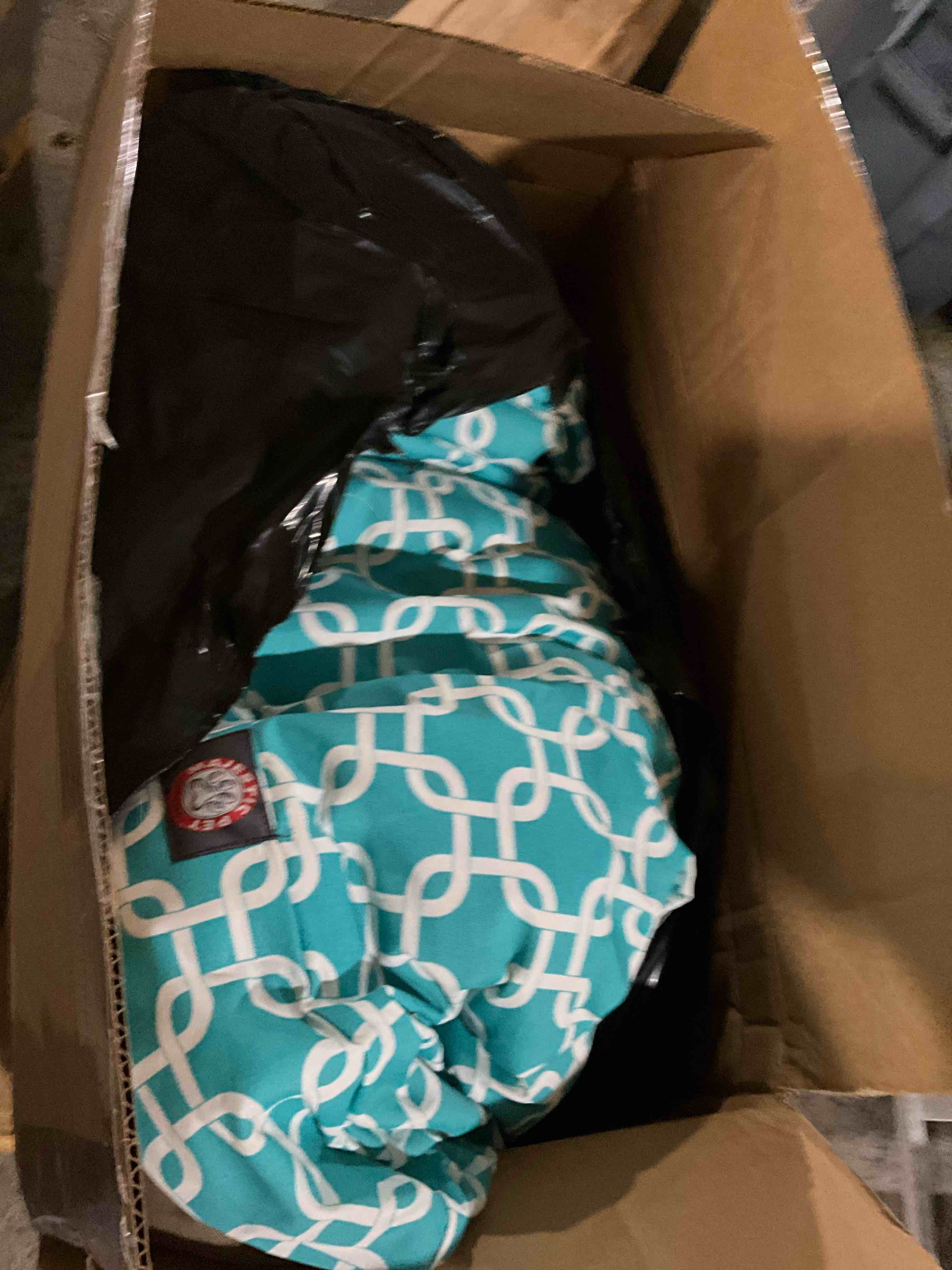 https://s3.amazonaws.com/lotting-images-prod/bidfta/GRA3271926_1760364028833.jpeg