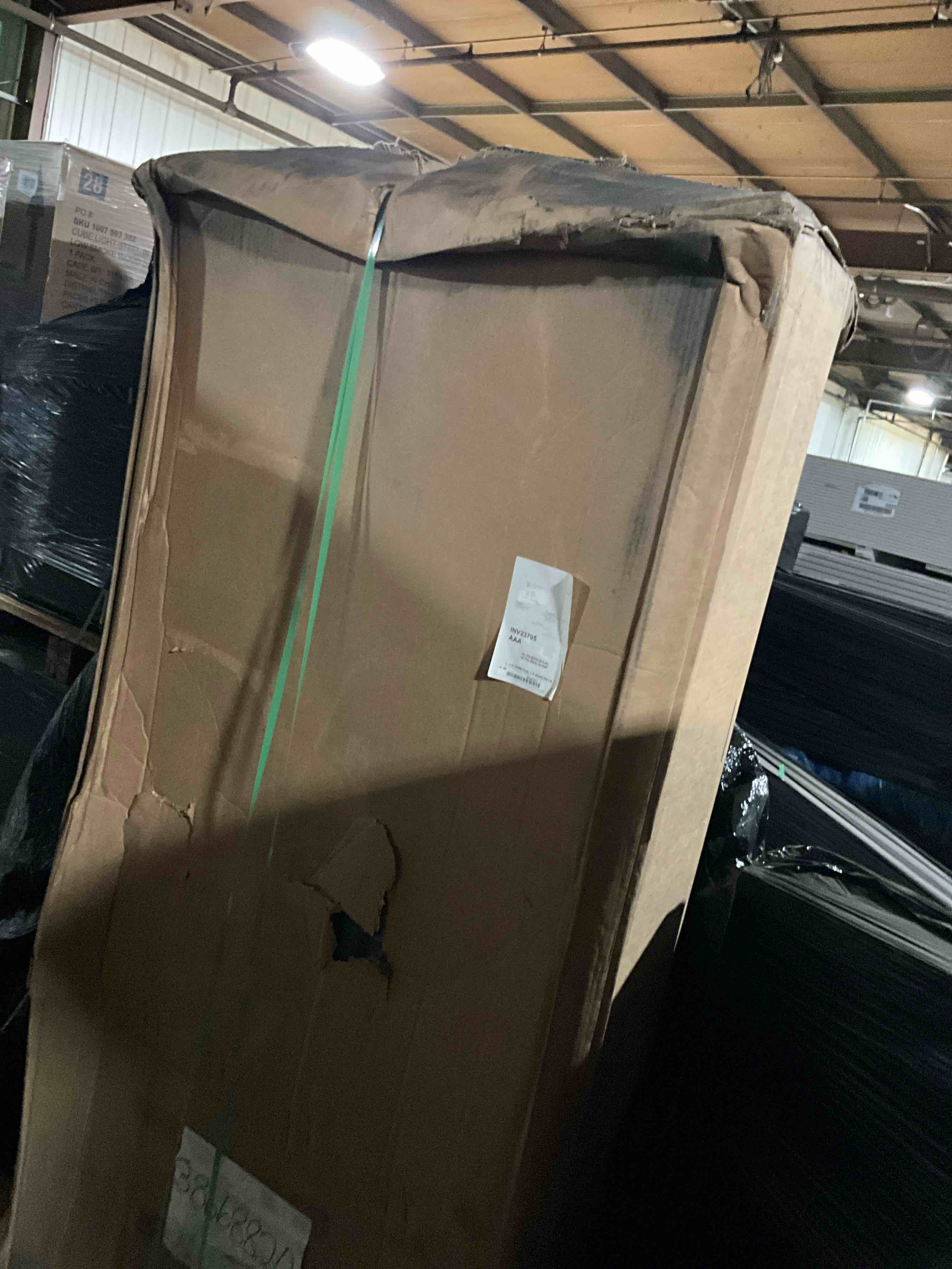 https://s3.amazonaws.com/lotting-images-prod/bidfta/GRA3272077_1760621507670.jpeg