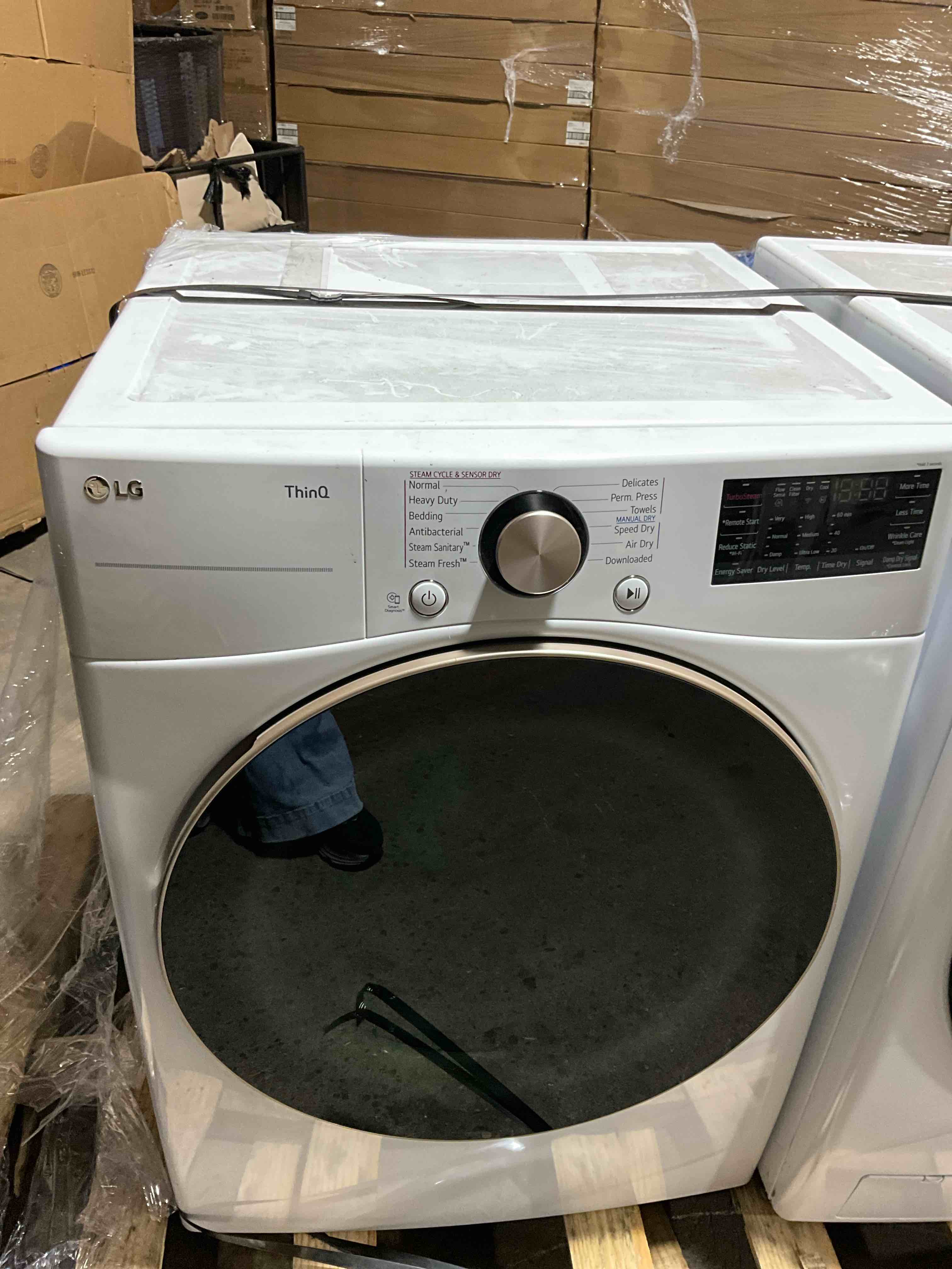 https://s3.amazonaws.com/lotting-images-prod/bidfta/GRA3272085_1760625667419.jpeg