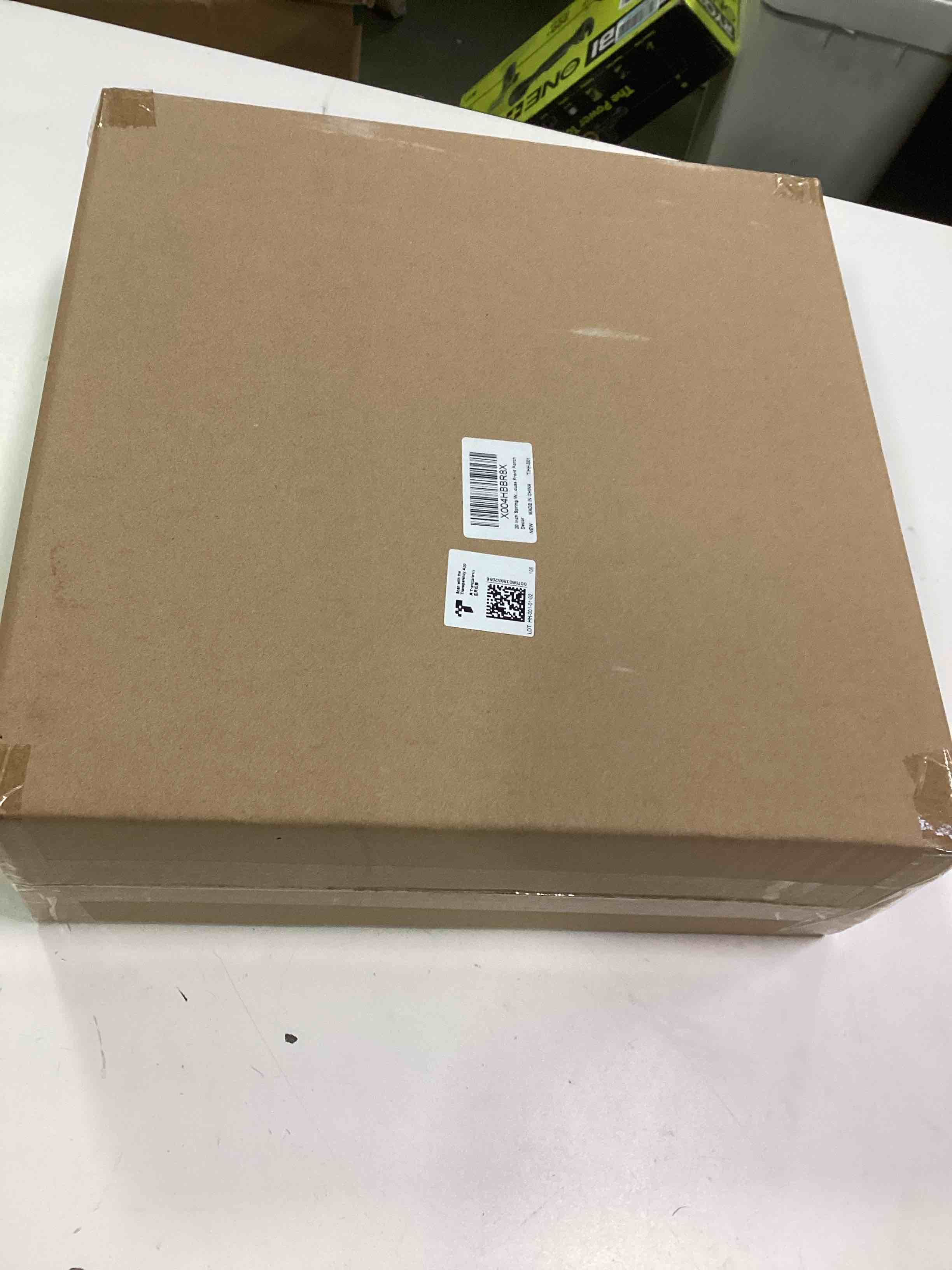 https://s3.amazonaws.com/lotting-images-prod/bidfta/GRA3322405_1759850020428.jpeg