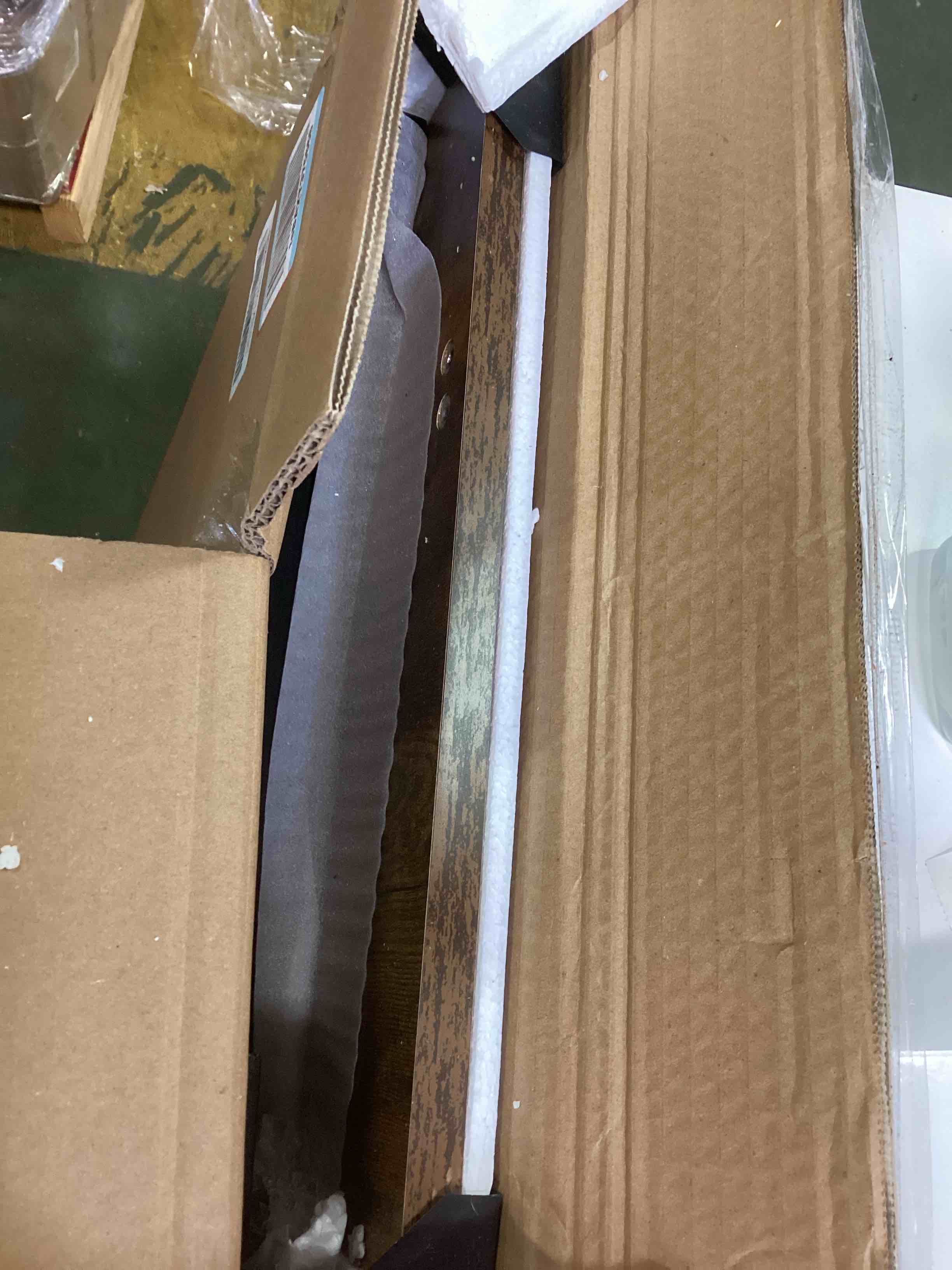 https://s3.amazonaws.com/lotting-images-prod/bidfta/GRA3322994_1760038144410.jpeg
