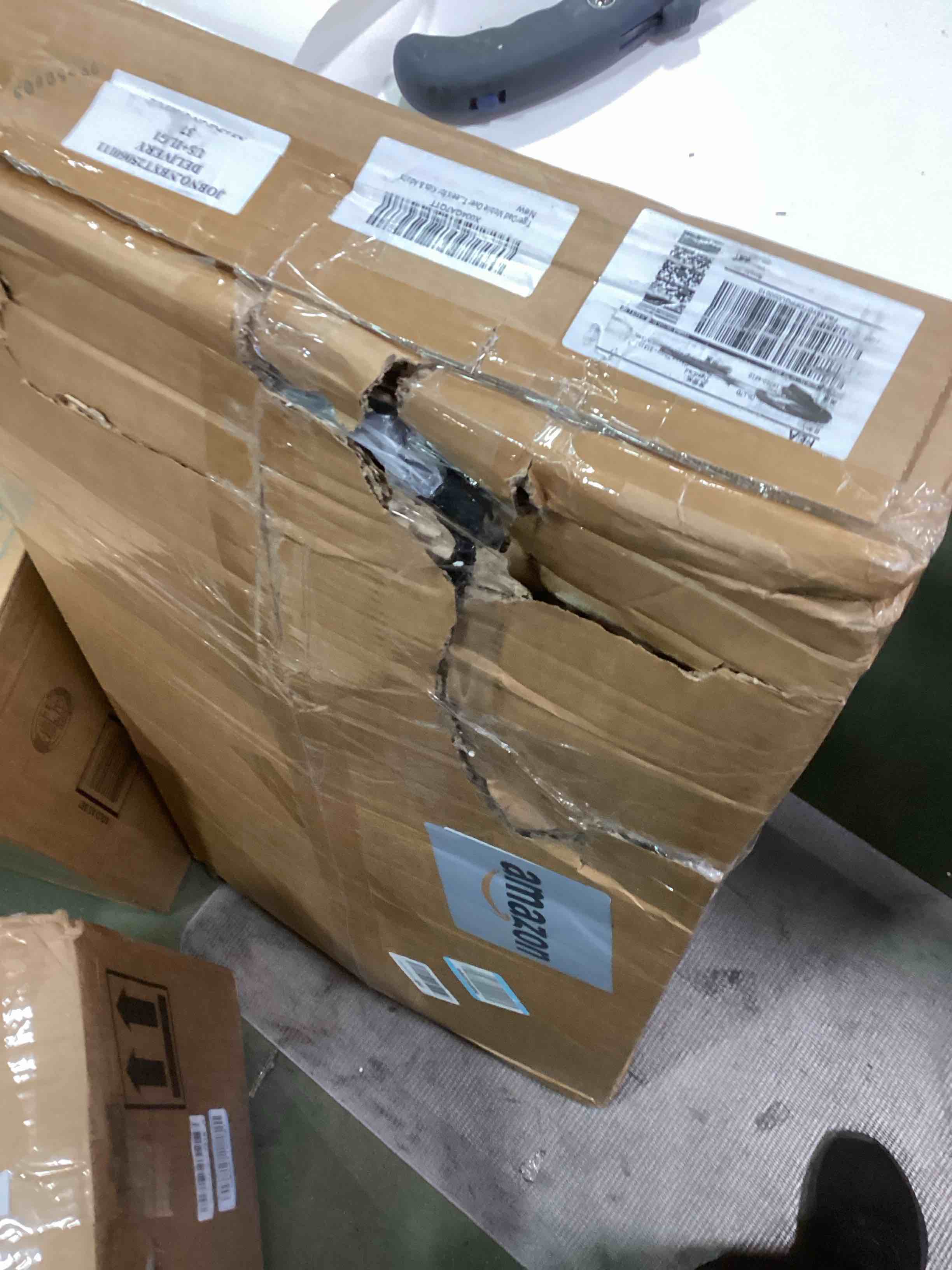 https://s3.amazonaws.com/lotting-images-prod/bidfta/GRA3323022_1760099305053.jpeg