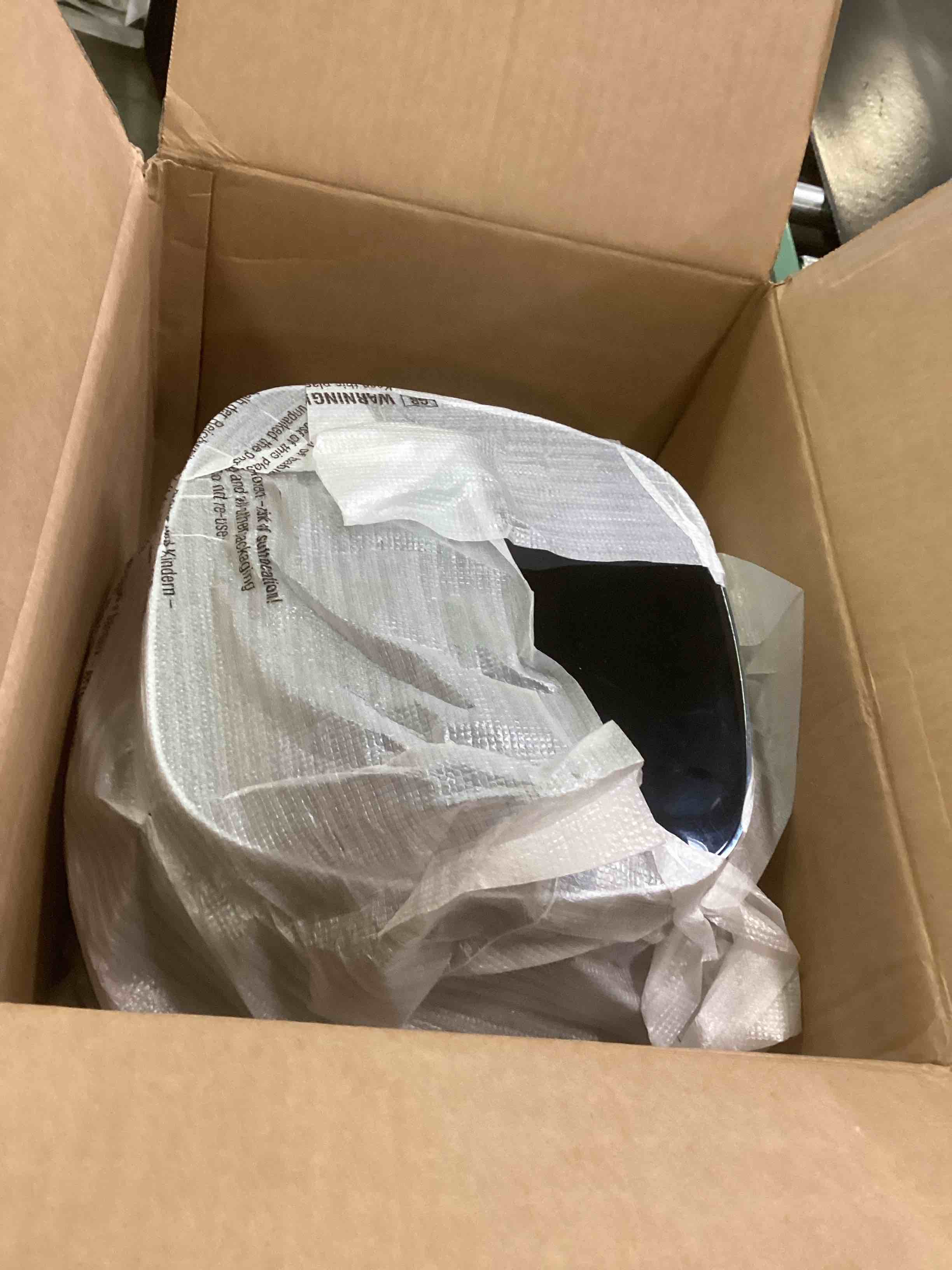 https://s3.amazonaws.com/lotting-images-prod/bidfta/GRA3324721_1760991233809.jpeg