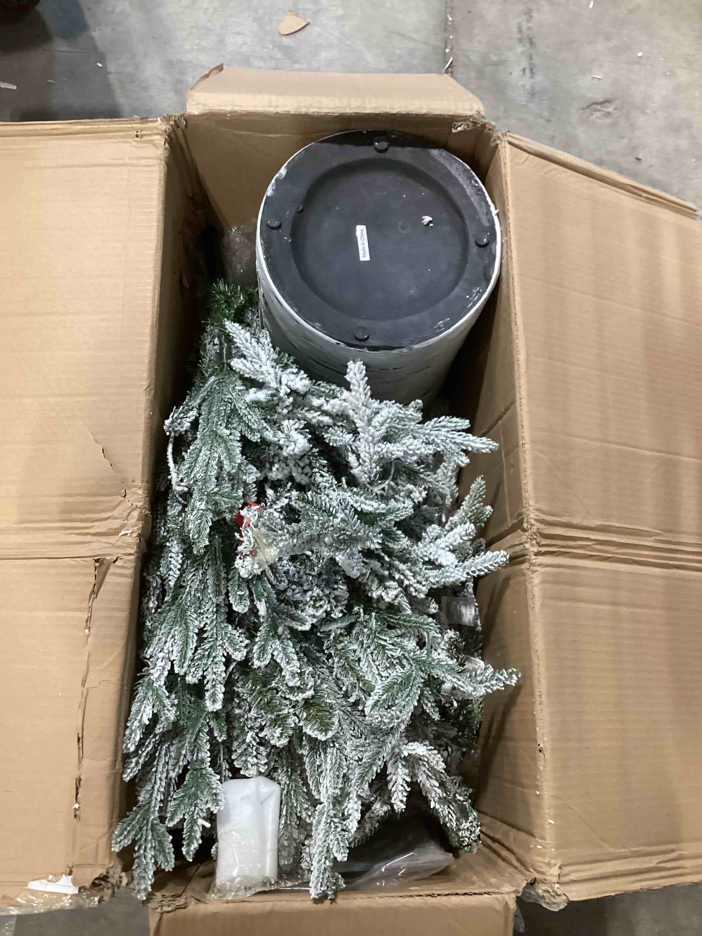 Puleo International 4.5ft Pre-Lit Potted Flocked Arctic Fir Christmas Tree with 70 Clear Lights, 419 Realistic Dense Snow Flocked Branch Tips, Easy Setup Artificial Trees with Sturdy Stand 4.5' Flocked Arctic Fir with 70 Clear Lights