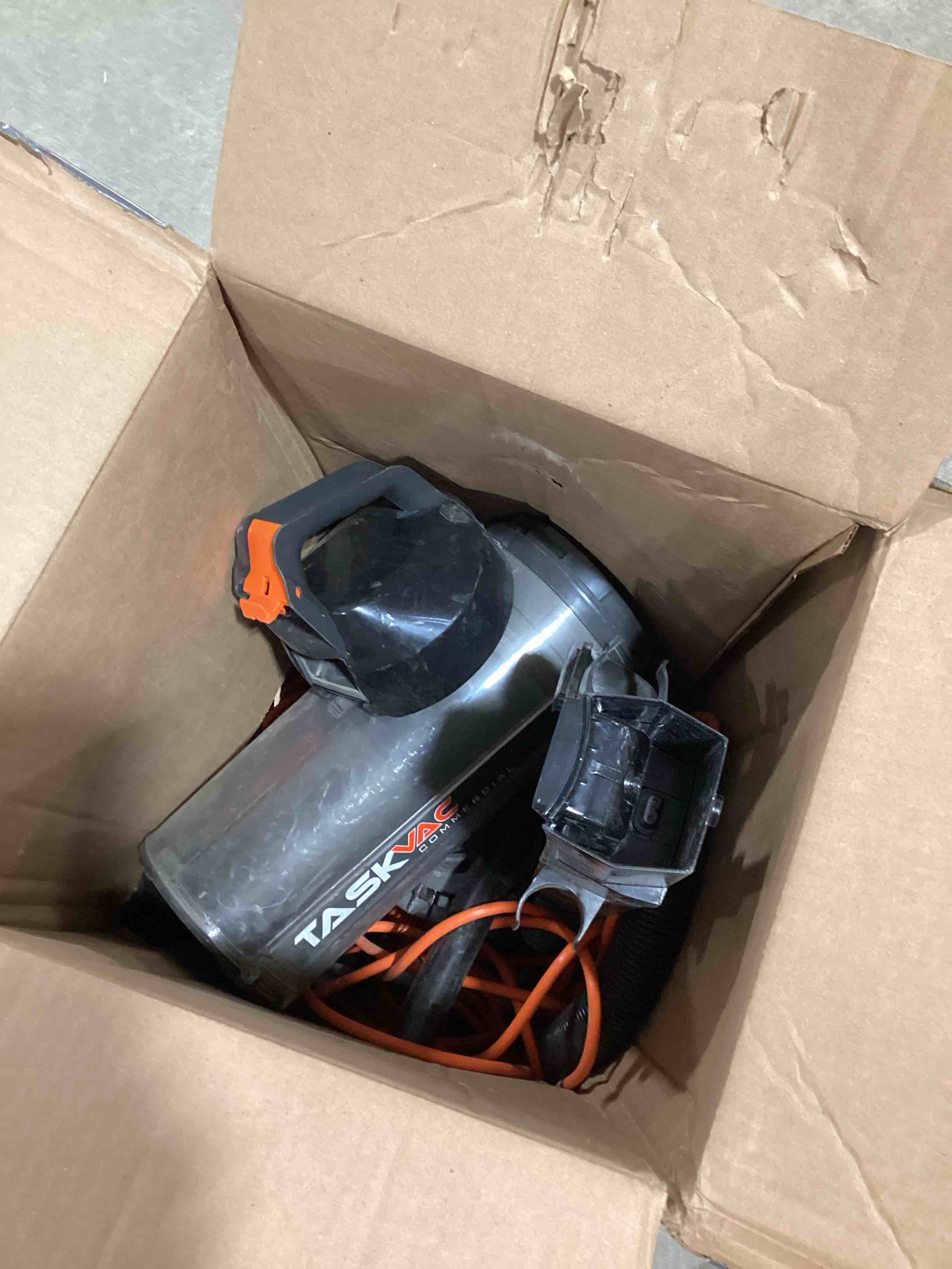 CH53010 TaskVac Bagless Lightweight Upright Vacuum, 13-Inch (Pack of 1)