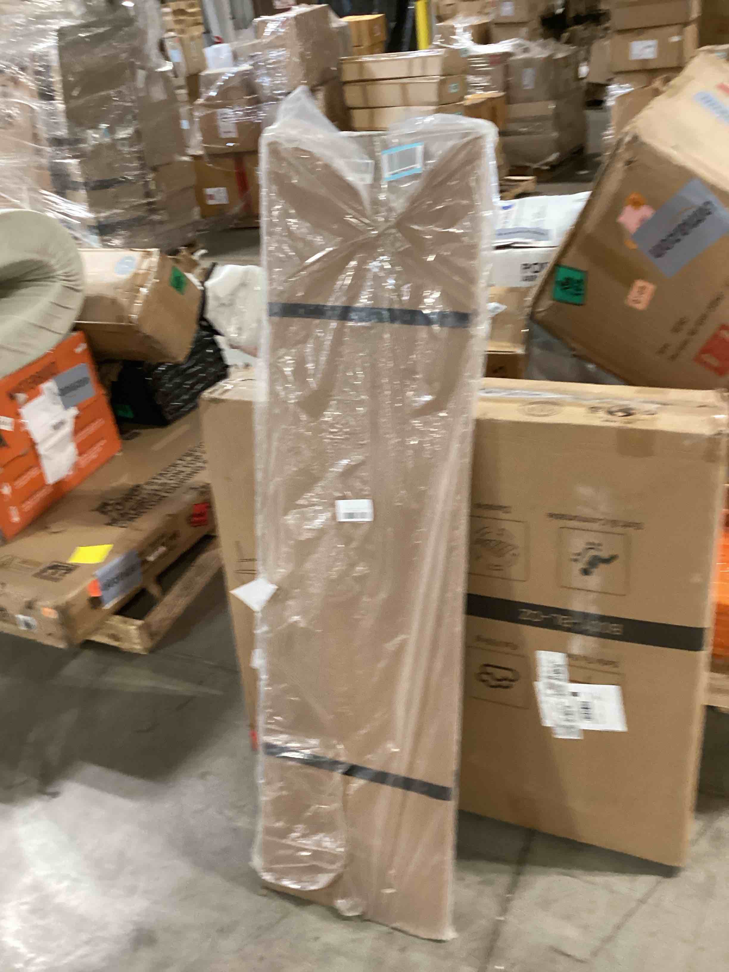 https://s3.amazonaws.com/lotting-images-prod/bidfta/GRA3380361_1759257390200.jpeg