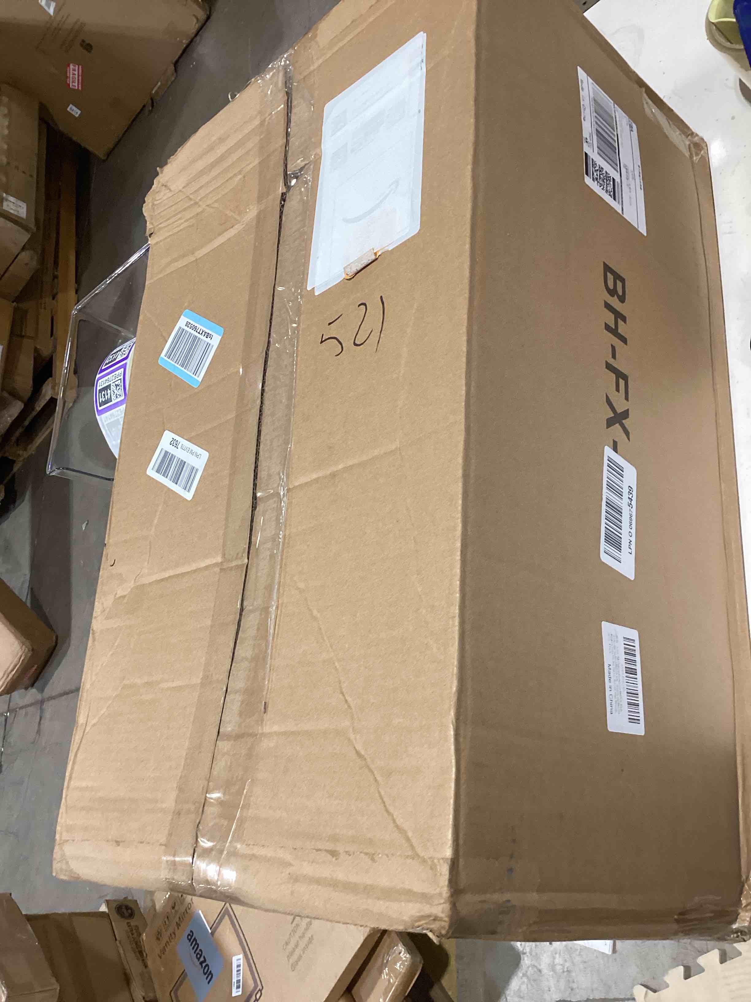 https://s3.amazonaws.com/lotting-images-prod/bidfta/GRA3380545_1760017707261.jpeg