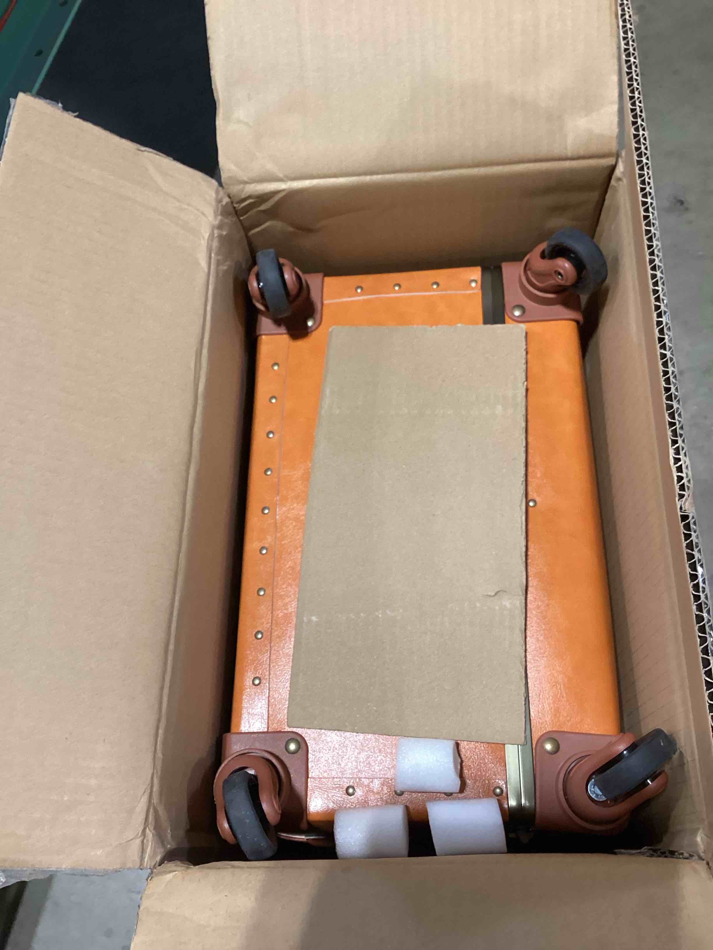 https://s3.amazonaws.com/lotting-images-prod/bidfta/GRA3380977_1760626200473.jpeg
