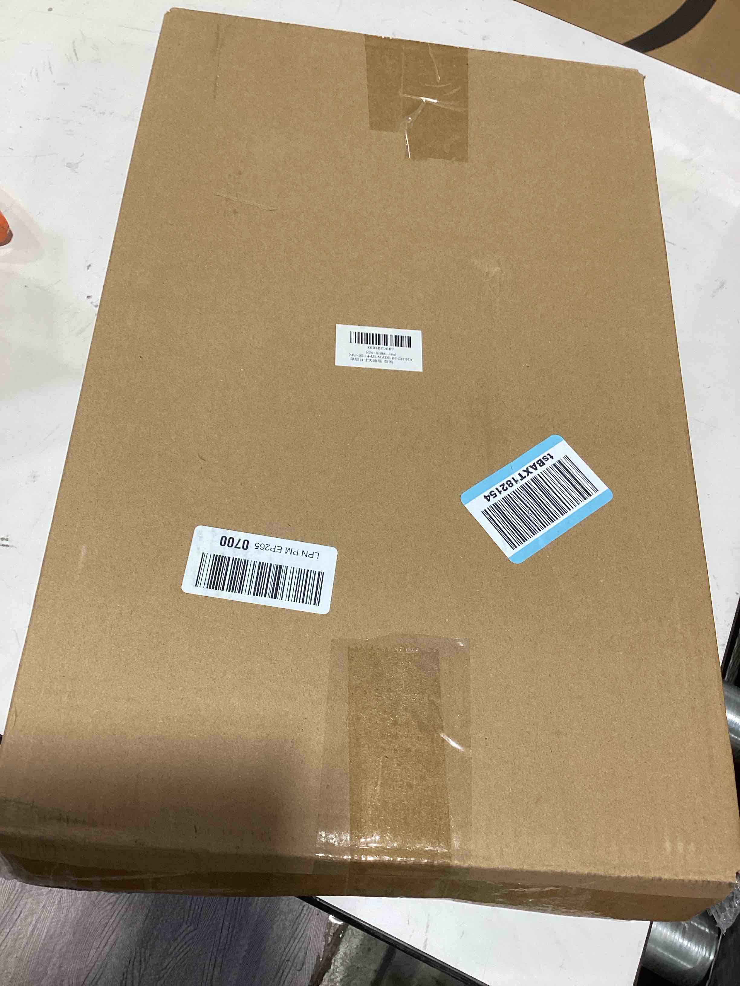 https://s3.amazonaws.com/lotting-images-prod/bidfta/GRA3381004_1760634422505.jpeg