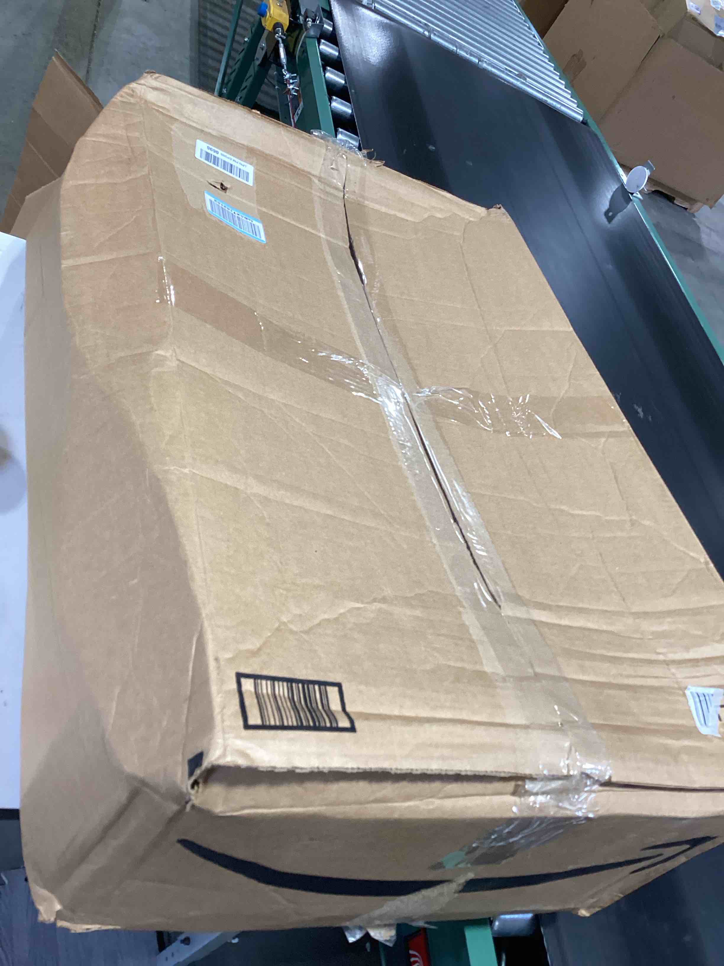 https://s3.amazonaws.com/lotting-images-prod/bidfta/GRA3381018_1760636341738.jpeg