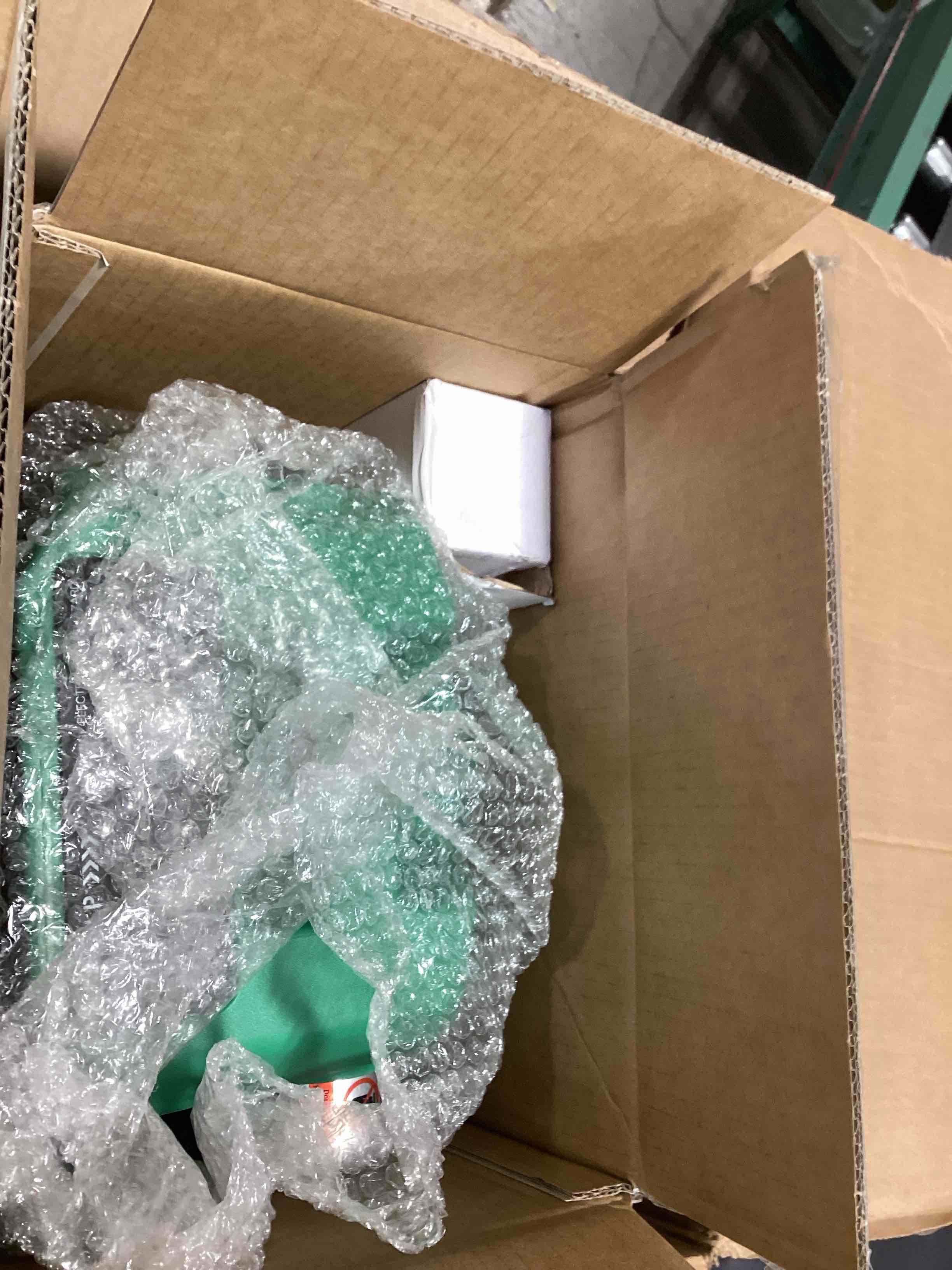 https://s3.amazonaws.com/lotting-images-prod/bidfta/GRA3381099_1760720247149.jpeg