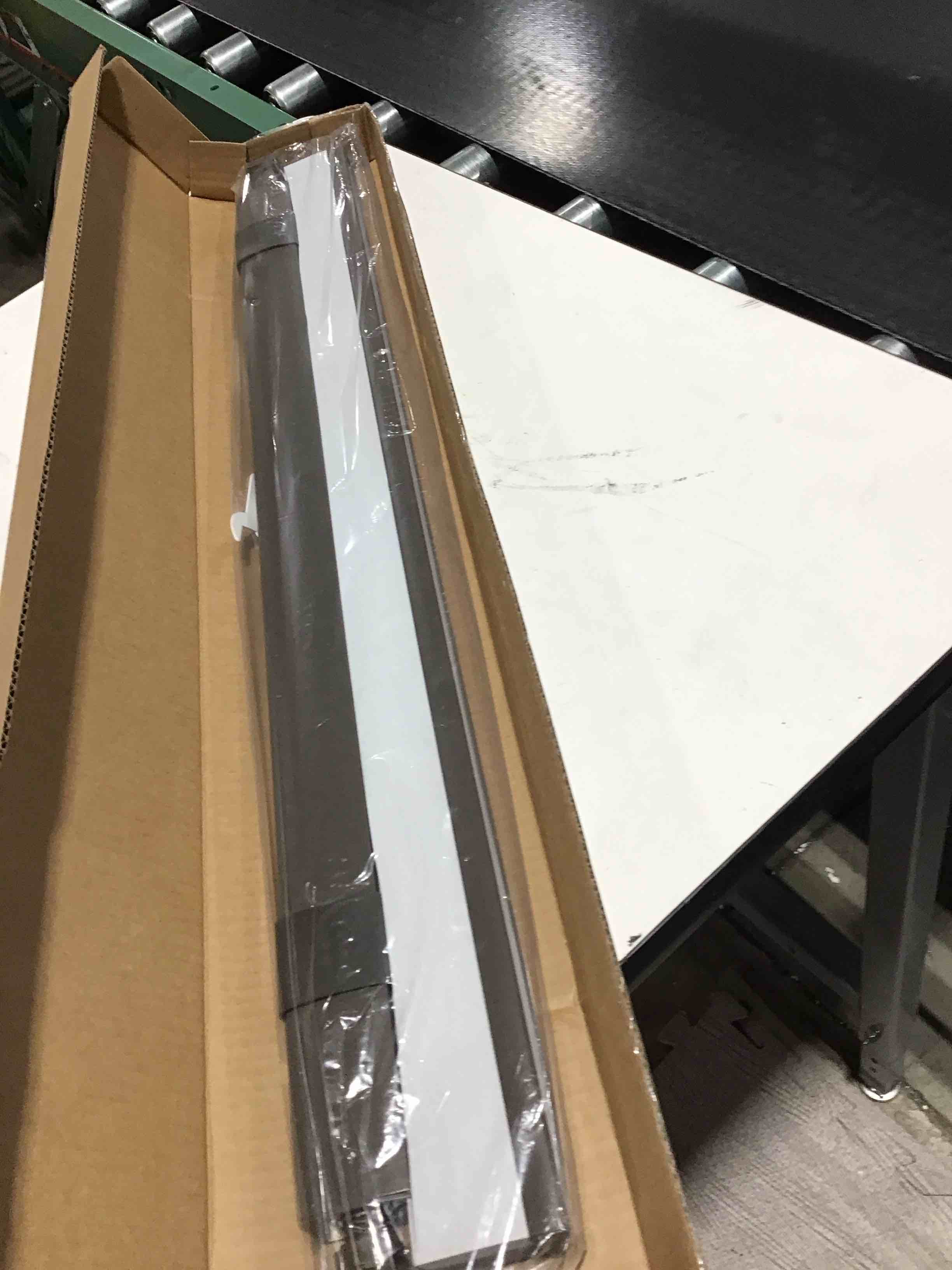 https://s3.amazonaws.com/lotting-images-prod/bidfta/GRA3381134_1760960721492.jpeg