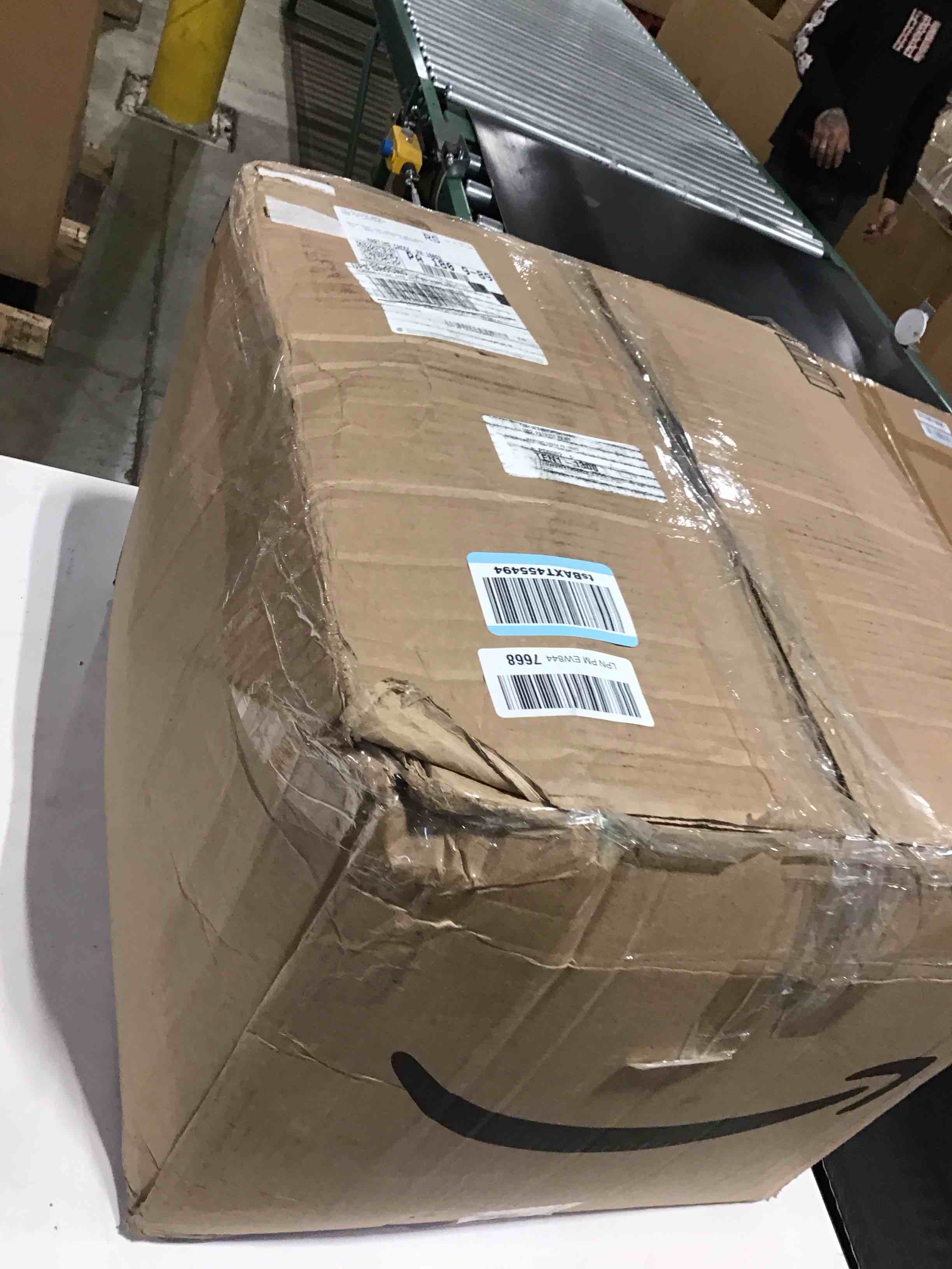 https://s3.amazonaws.com/lotting-images-prod/bidfta/GRA3381173_1760967374705.jpeg