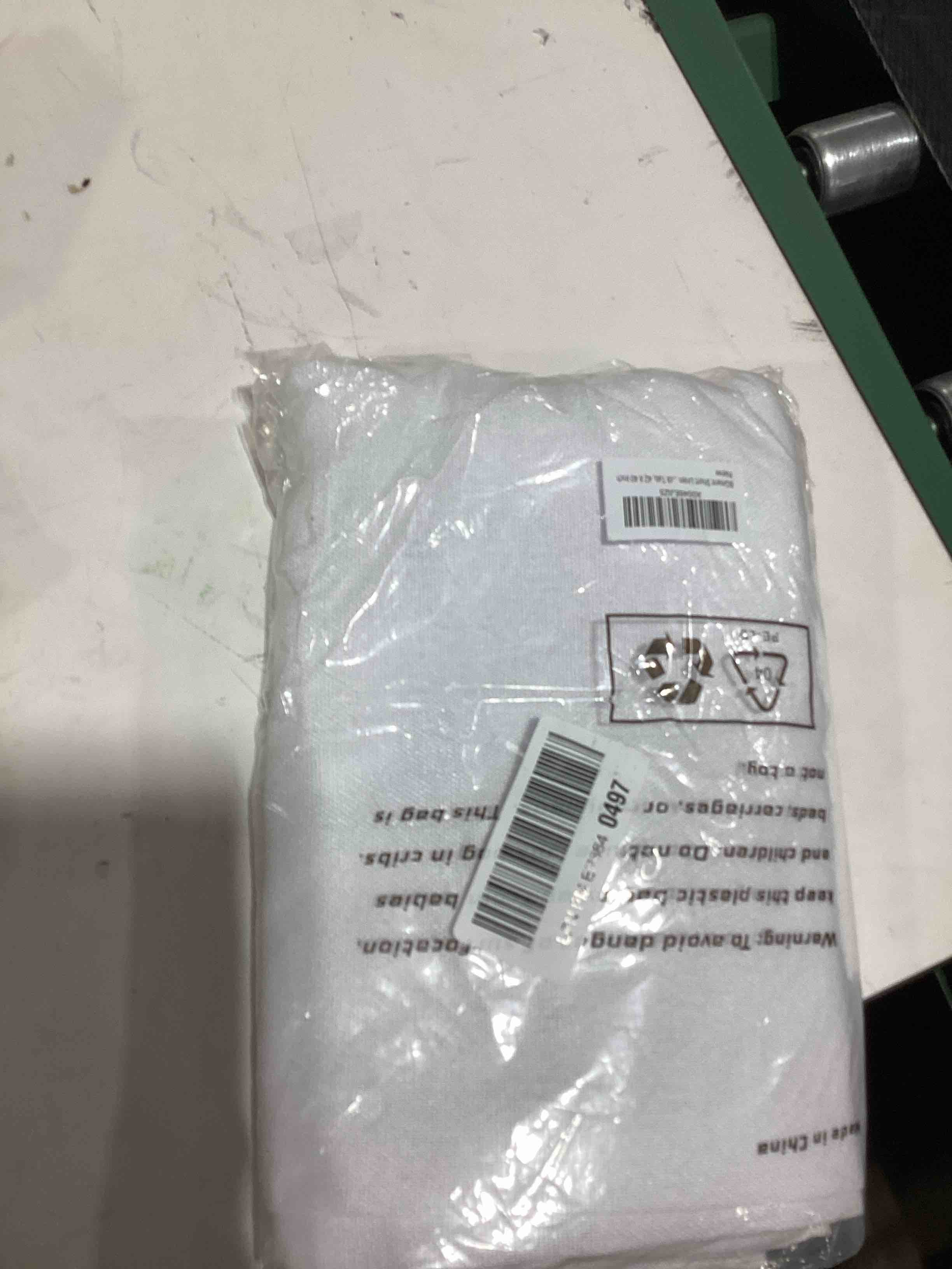 https://s3.amazonaws.com/lotting-images-prod/bidfta/GRA3381301_1761047216870.jpeg