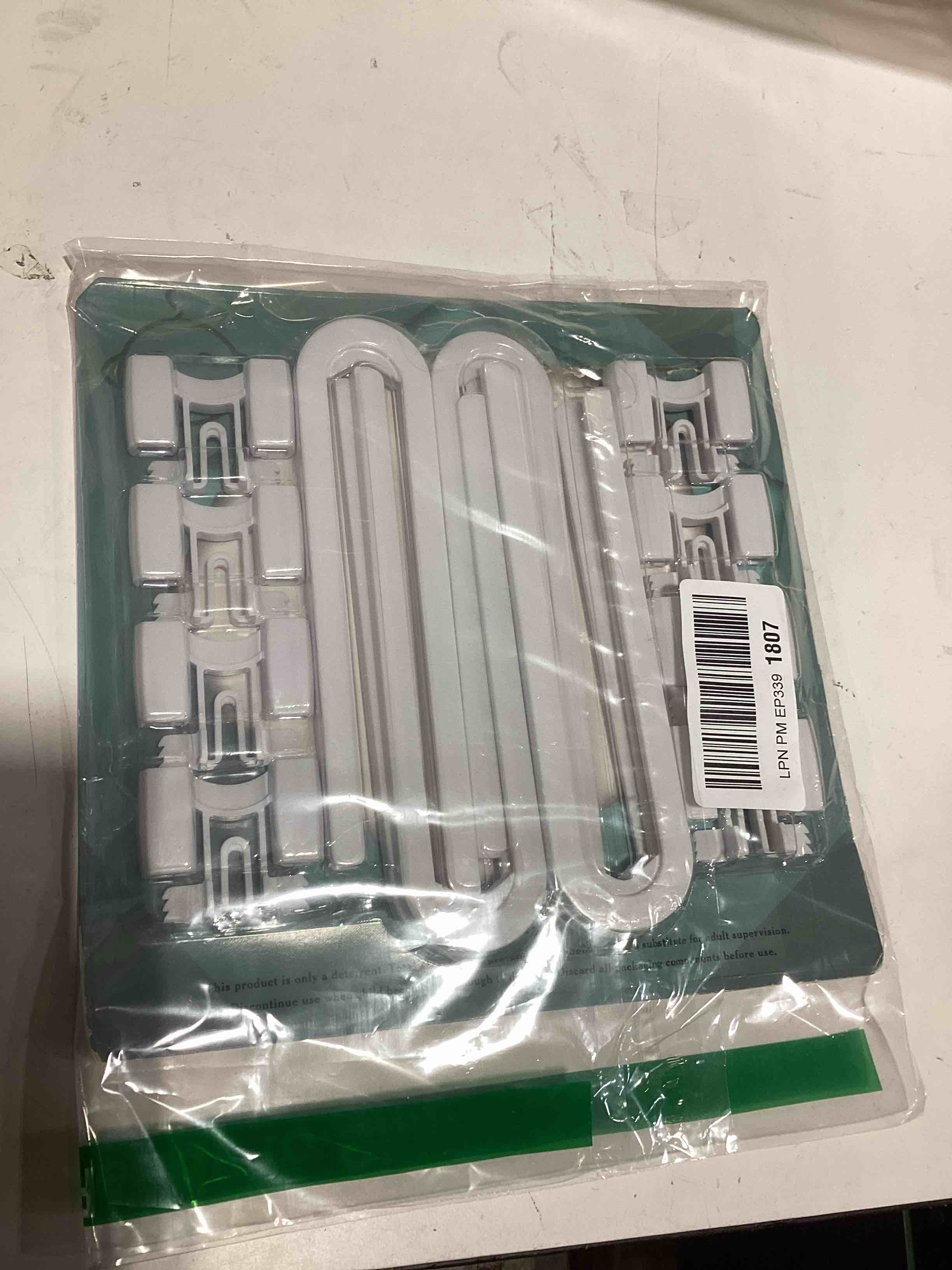 https://s3.amazonaws.com/lotting-images-prod/bidfta/GRA3381377_1761054593414.jpeg