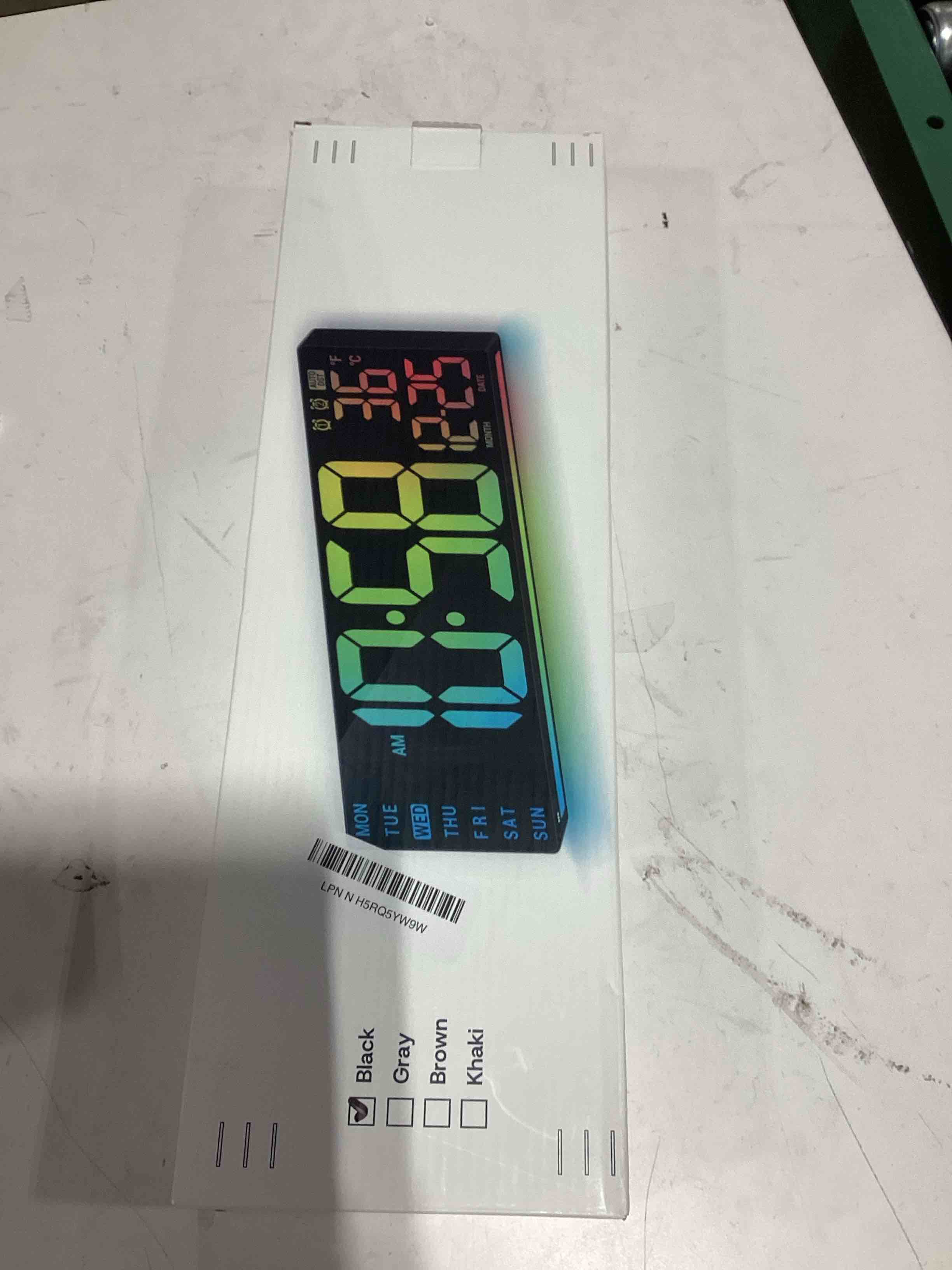 16.5" large digital wall clock: 11 rgb colors wall mount decor clock for living room bedroom office 