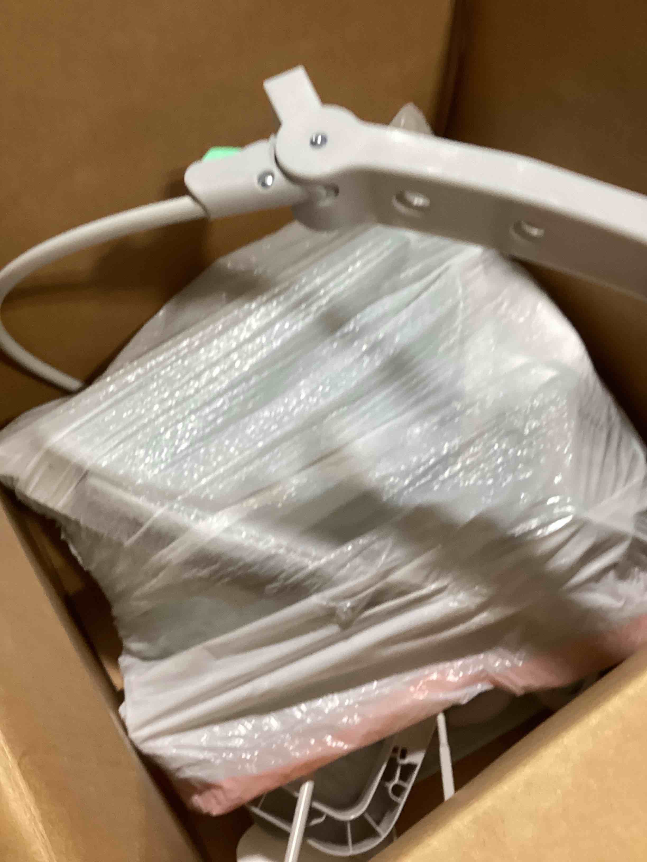 https://s3.amazonaws.com/lotting-images-prod/bidfta/GRA3391256_1758195217679.jpeg