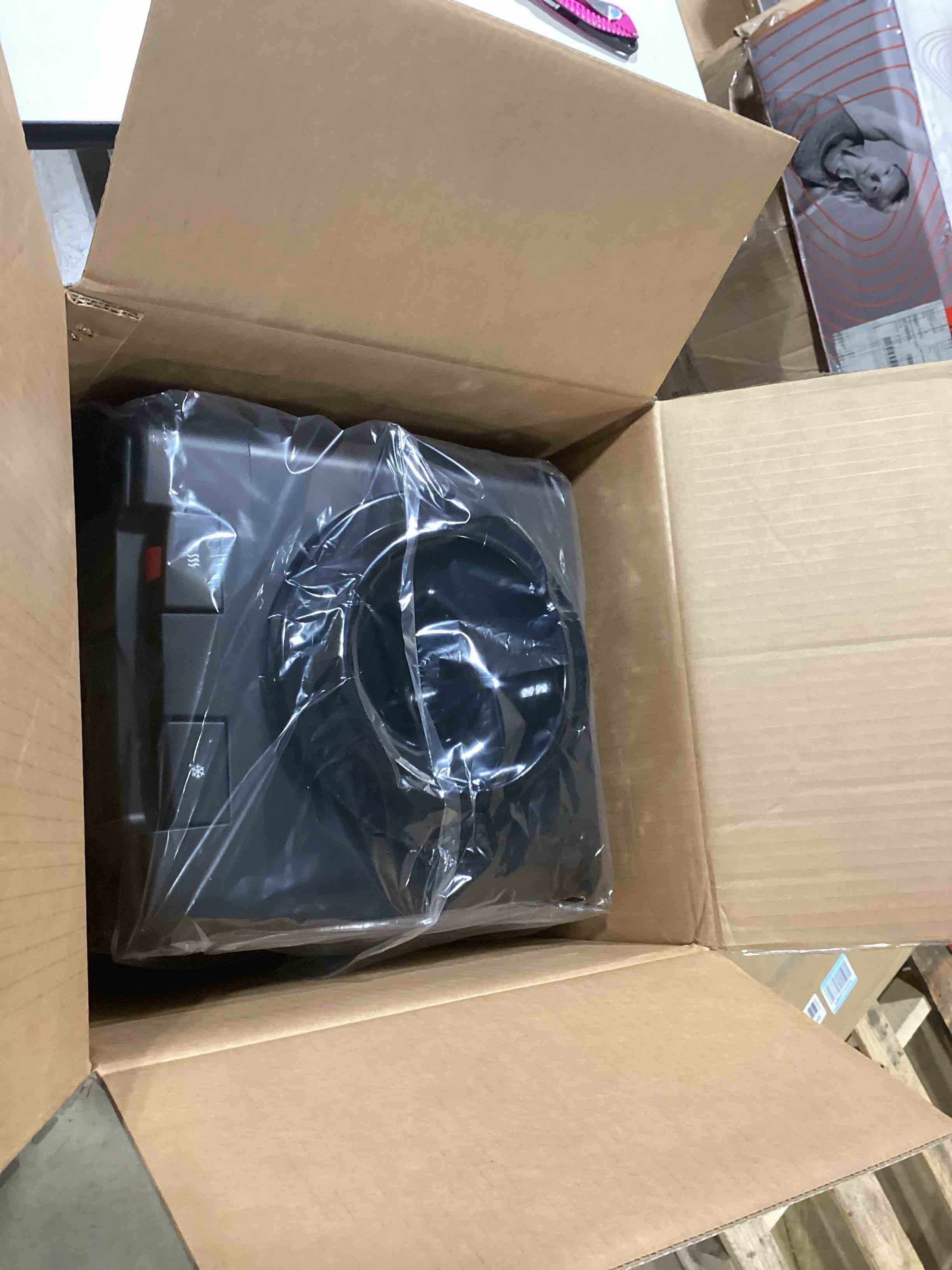https://s3.amazonaws.com/lotting-images-prod/bidfta/GRA3398982_1761135072989.jpeg