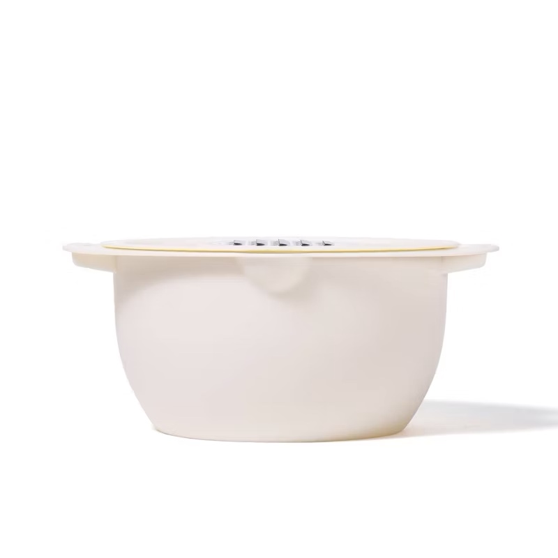 Mixing Bowl with Food Shredder - Bullseye's Playground™