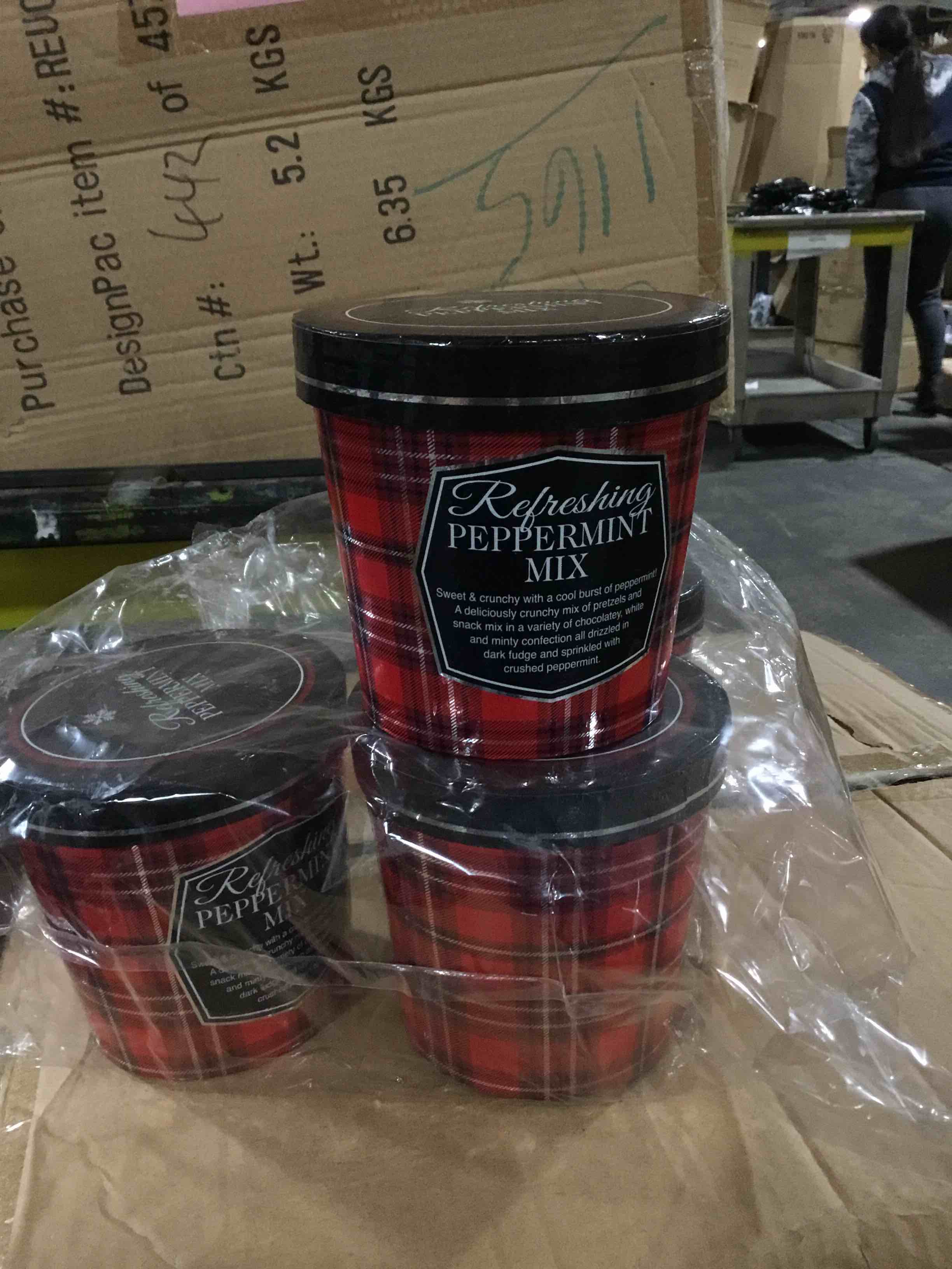 Lot of 80 gift boxes refreshing peppermint mix