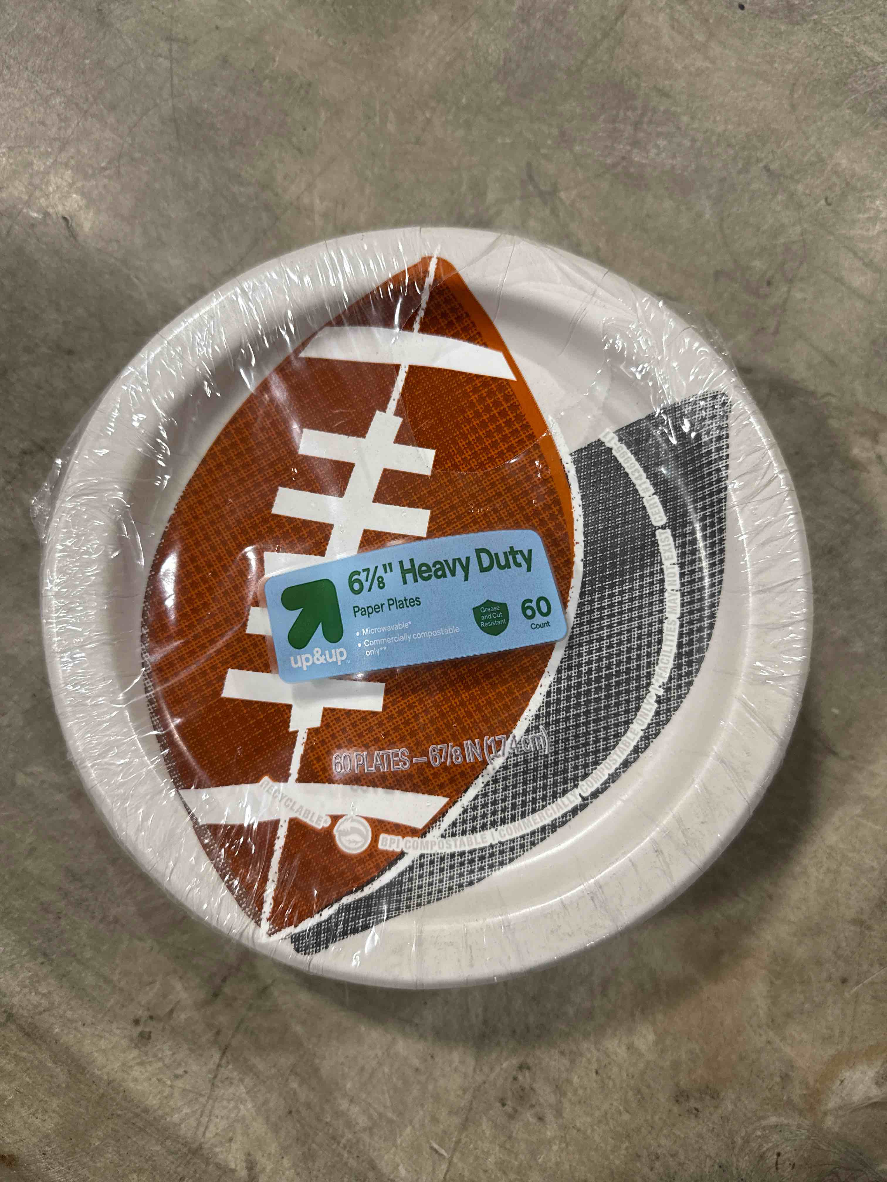 disposable dinnerware paper plates 7" - football - 60ct - up&up™