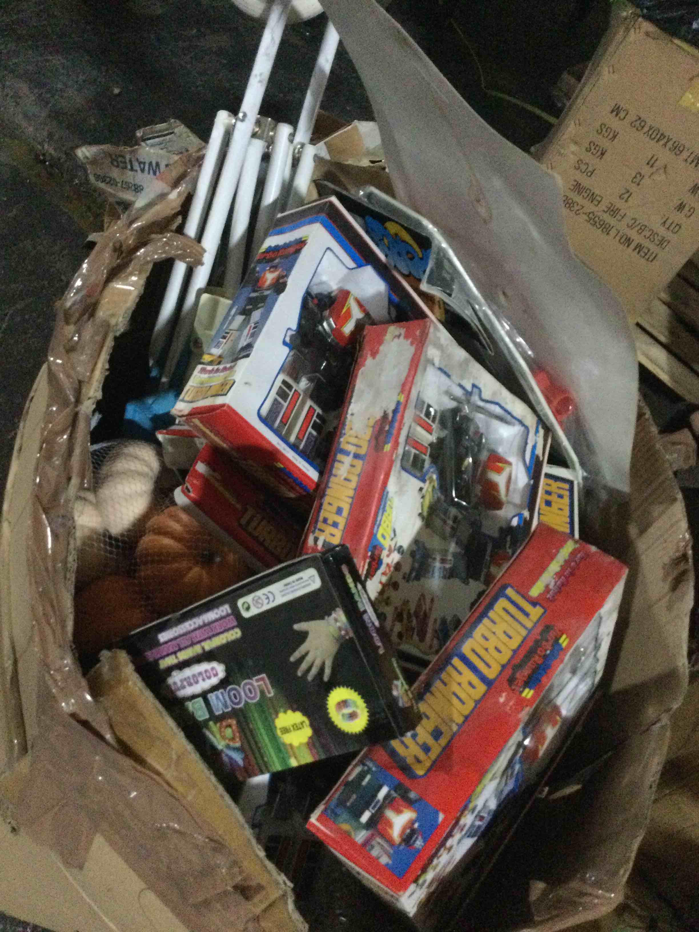 box of assorted toys ect…